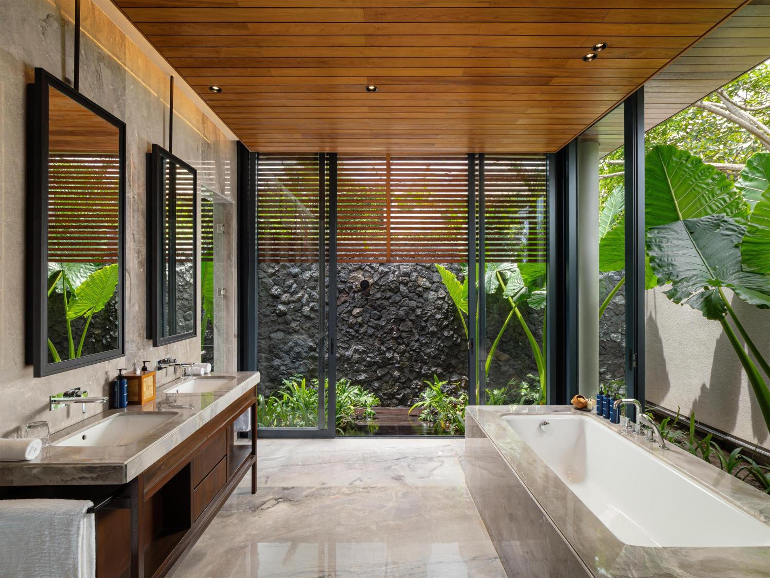One-Bedroom Villa with Pool and Ocean View