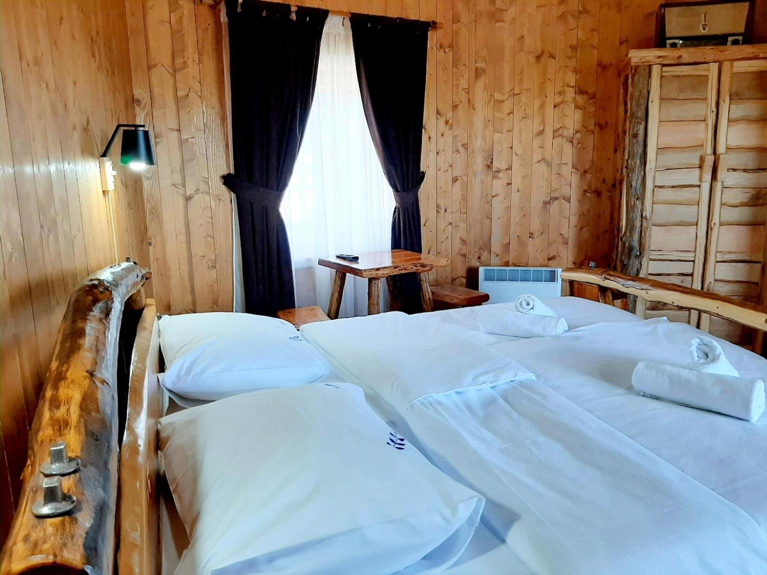 Wild West Deluxe Double Room with Balcony photo 1