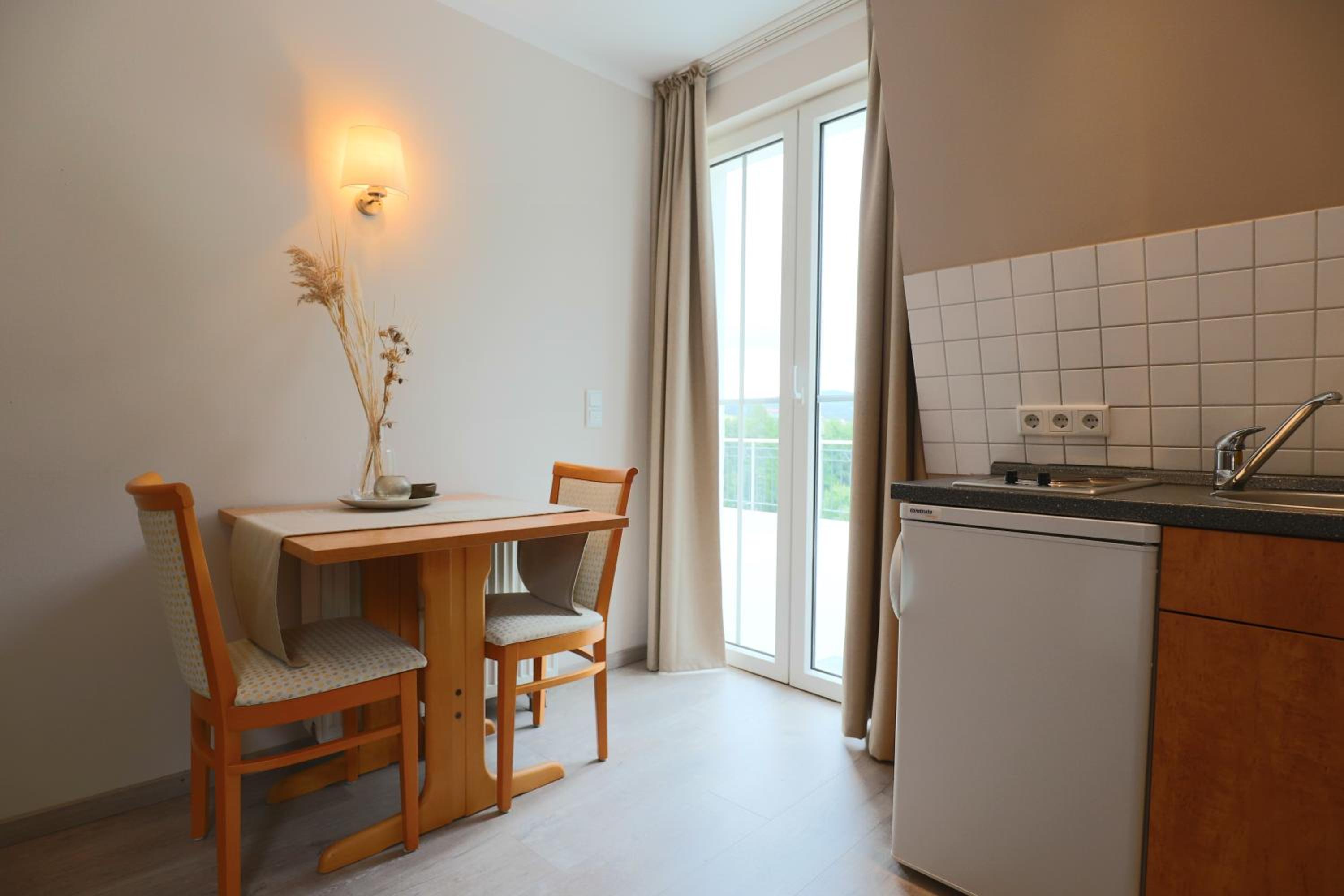 Apartment with Terrace - Photo 8