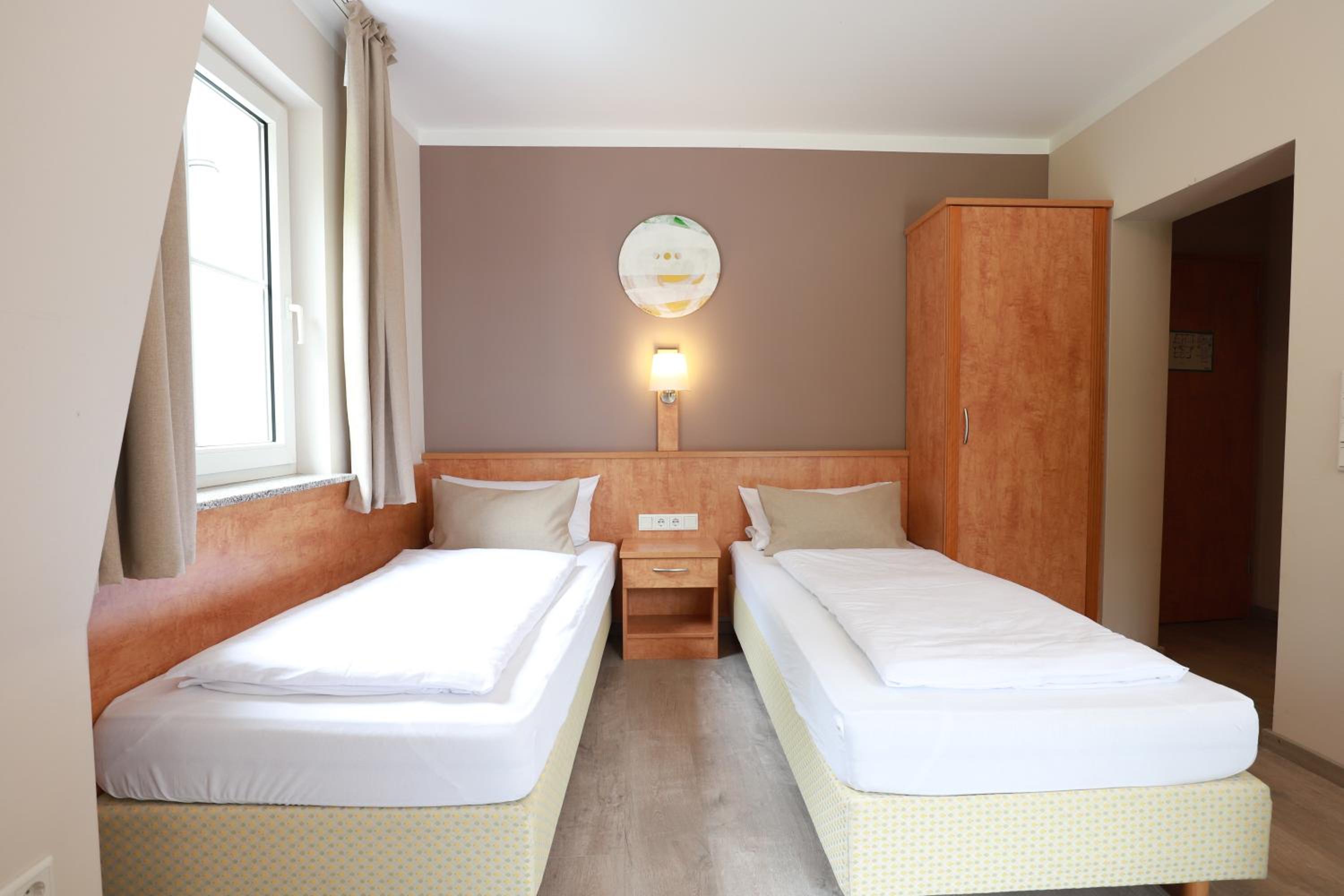 Apartment with Terrace - Photo 14
