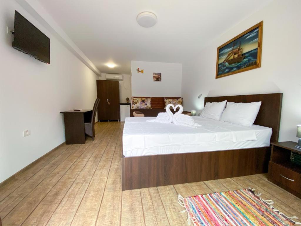 Double Room - Photo 41