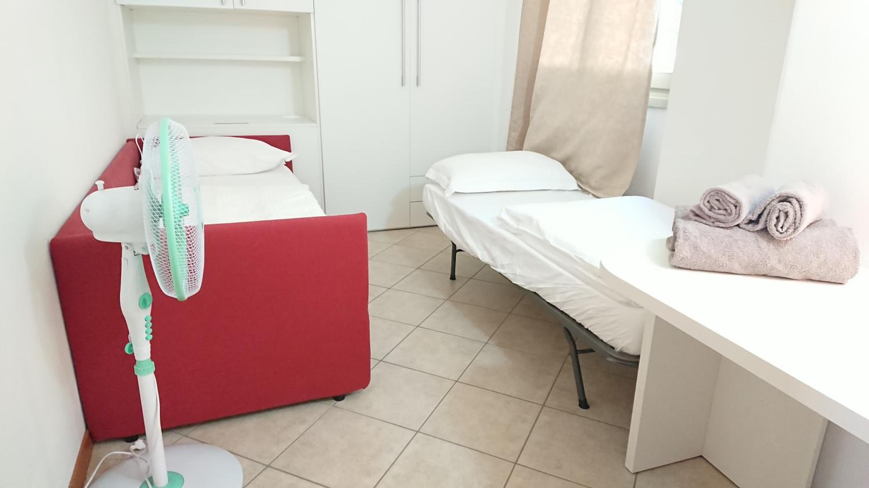 Two-Bedroom Apartment with Lake View