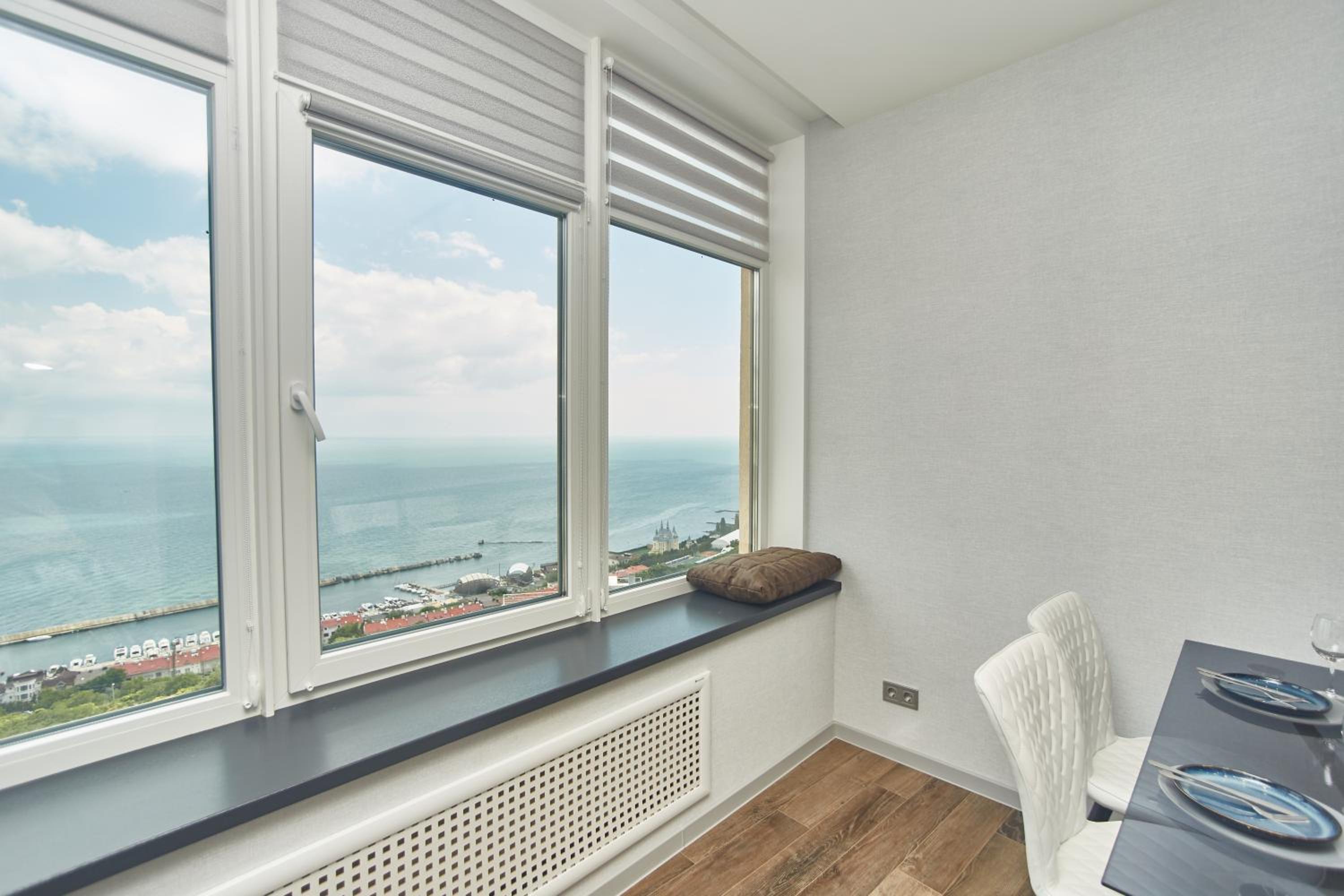 Two-Bedroom Apartment with Sea View photo 3
