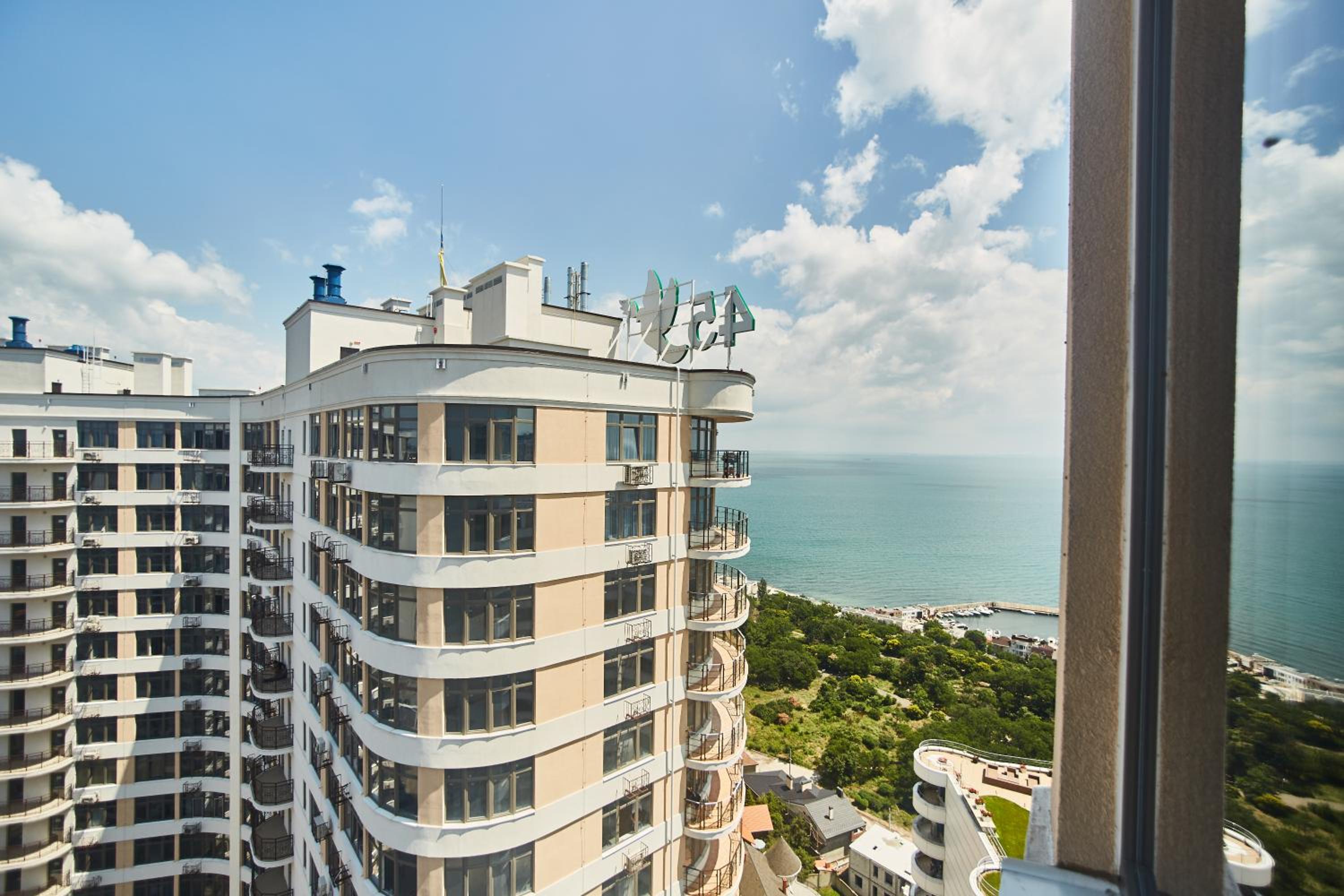 Two-Bedroom Apartment with Sea View photo 2