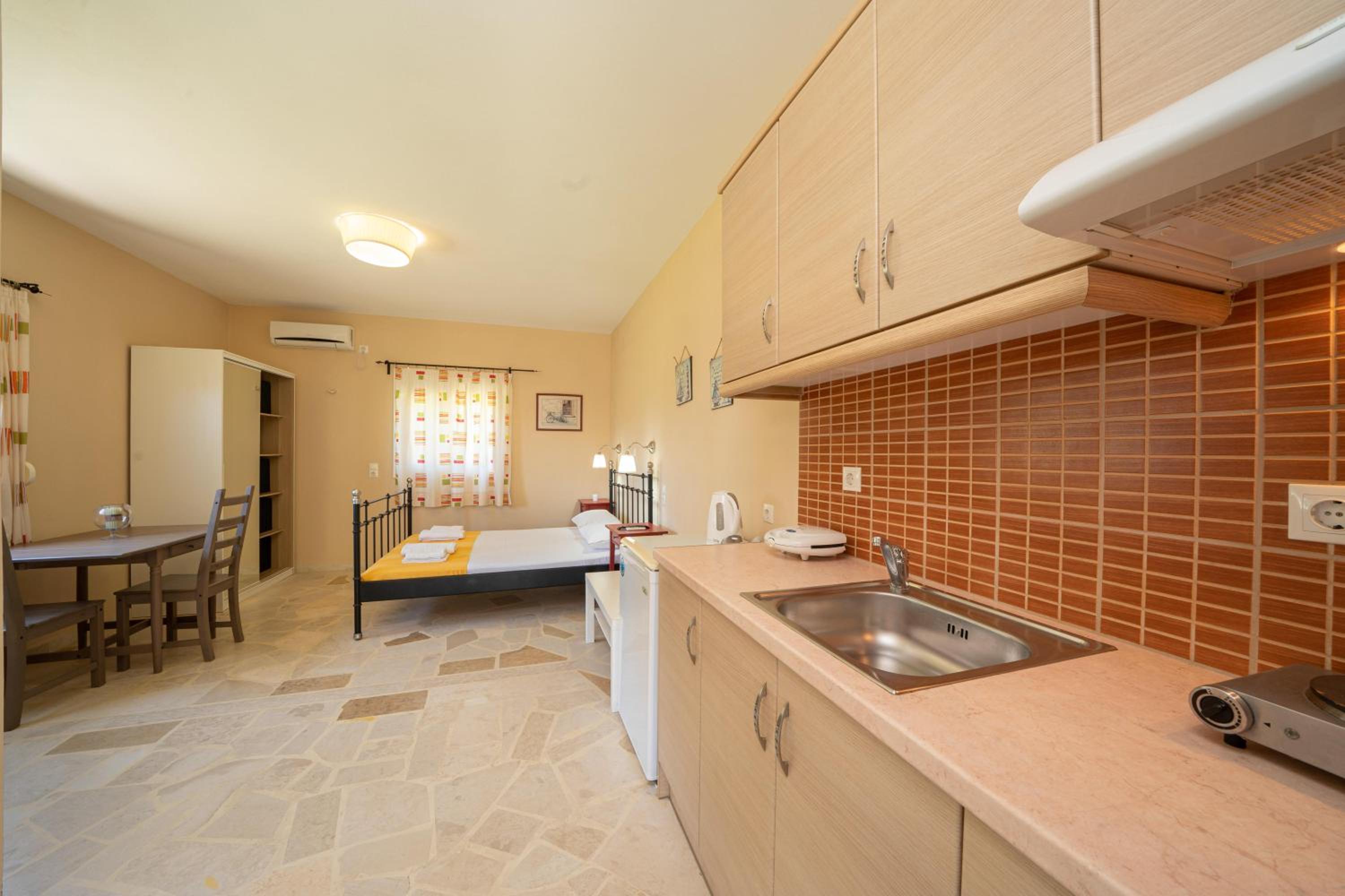 Double Room with Garden View photo 3