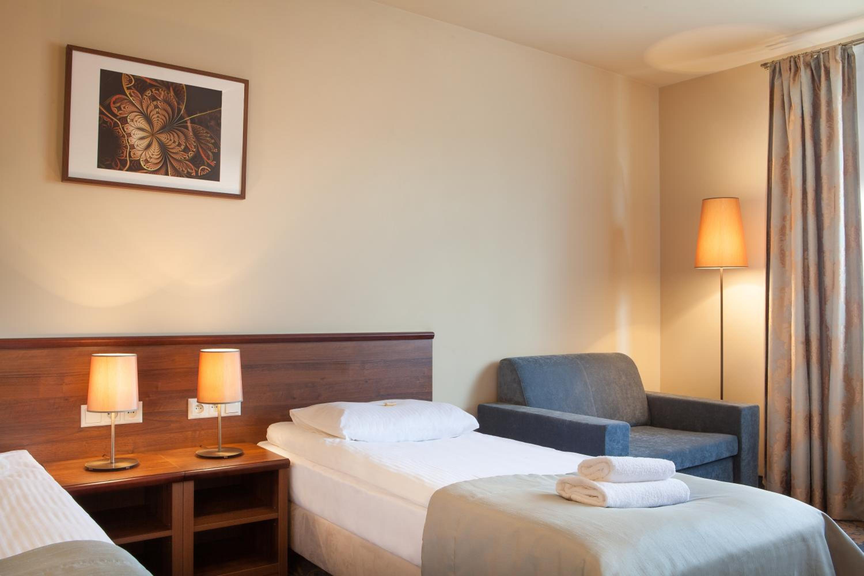 Deluxe Twin Room photo 1