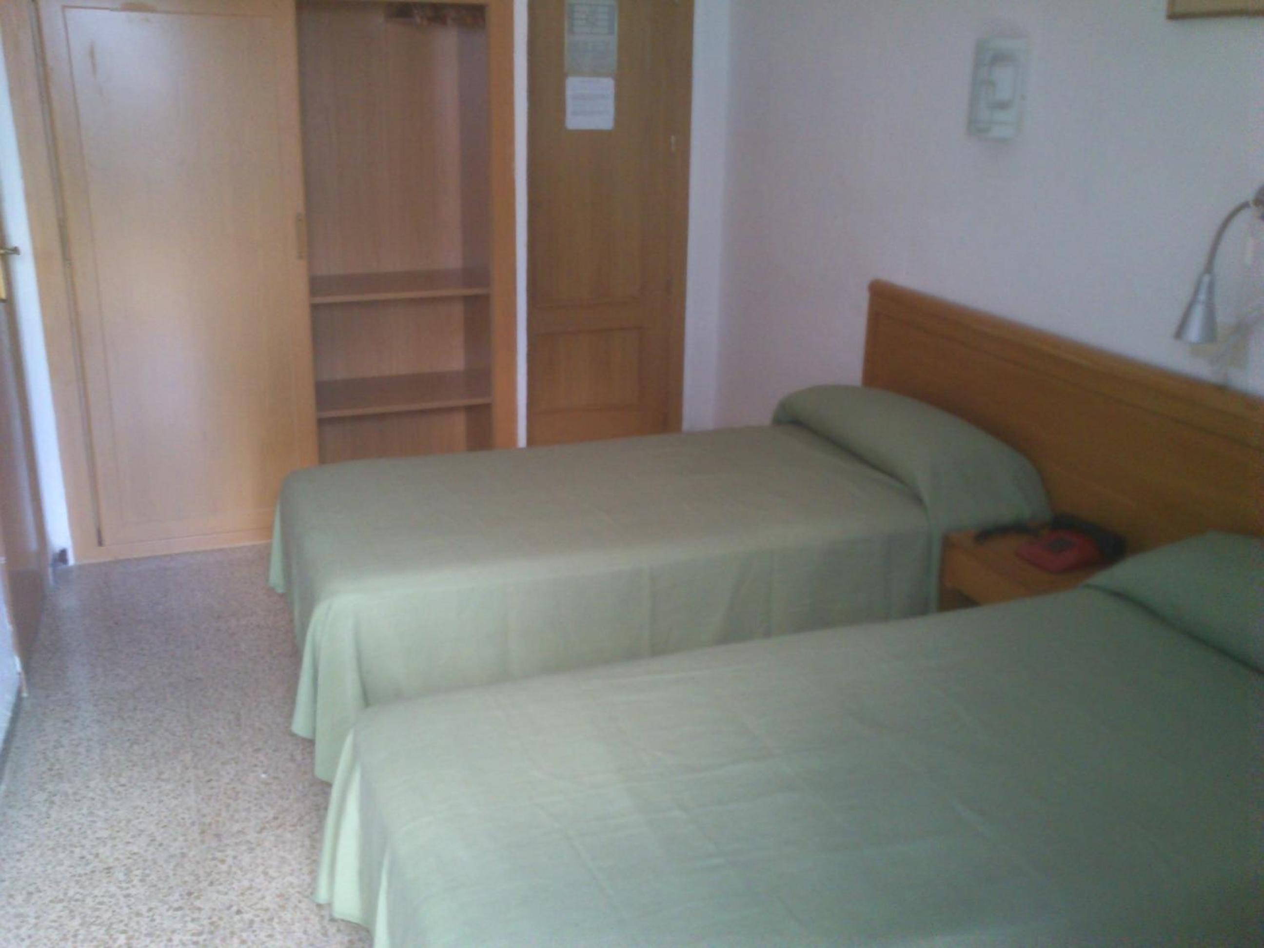 Single Room photo 2