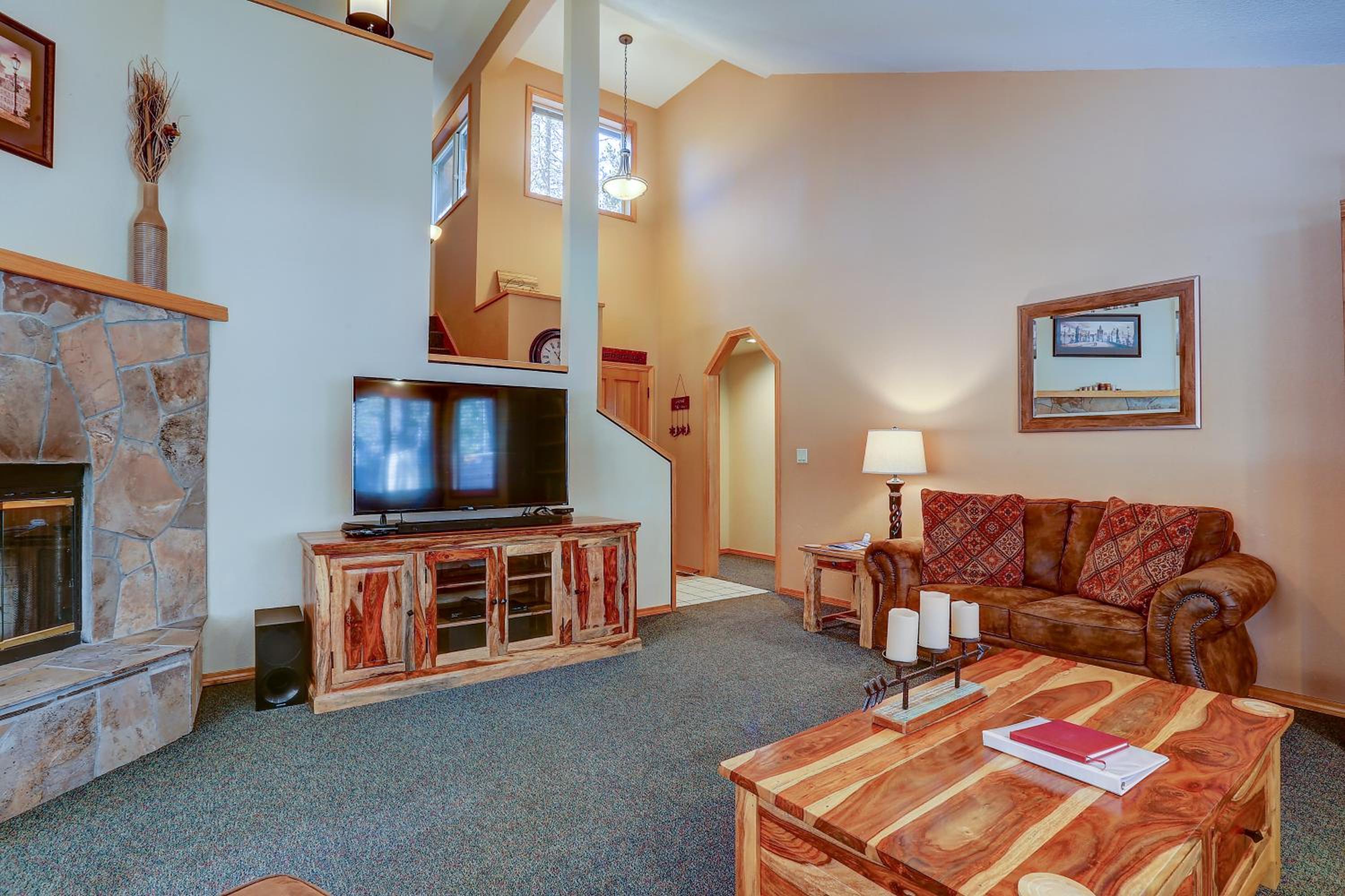 Three-Bedroom House photo 1