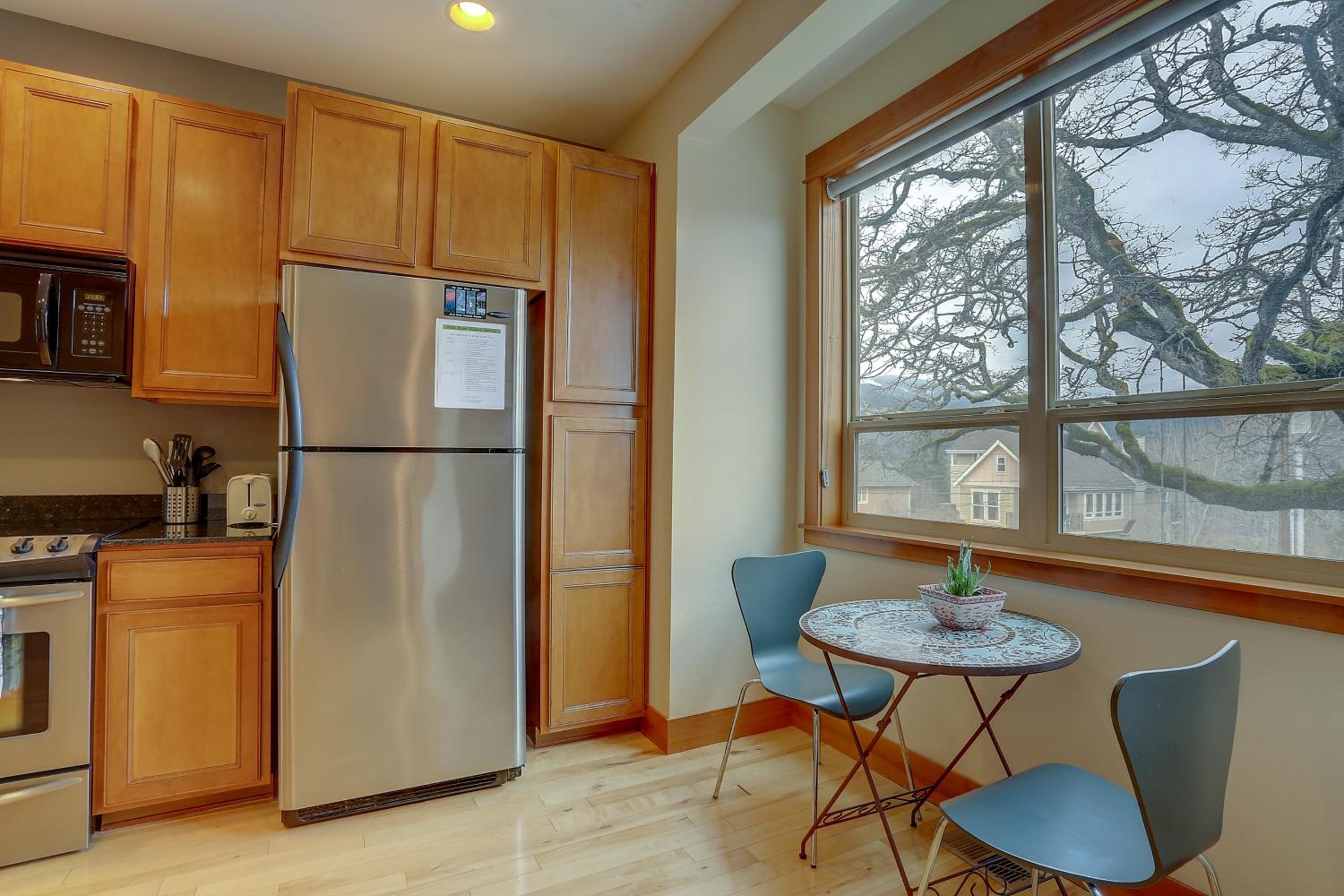 Three-Bedroom House photo 2