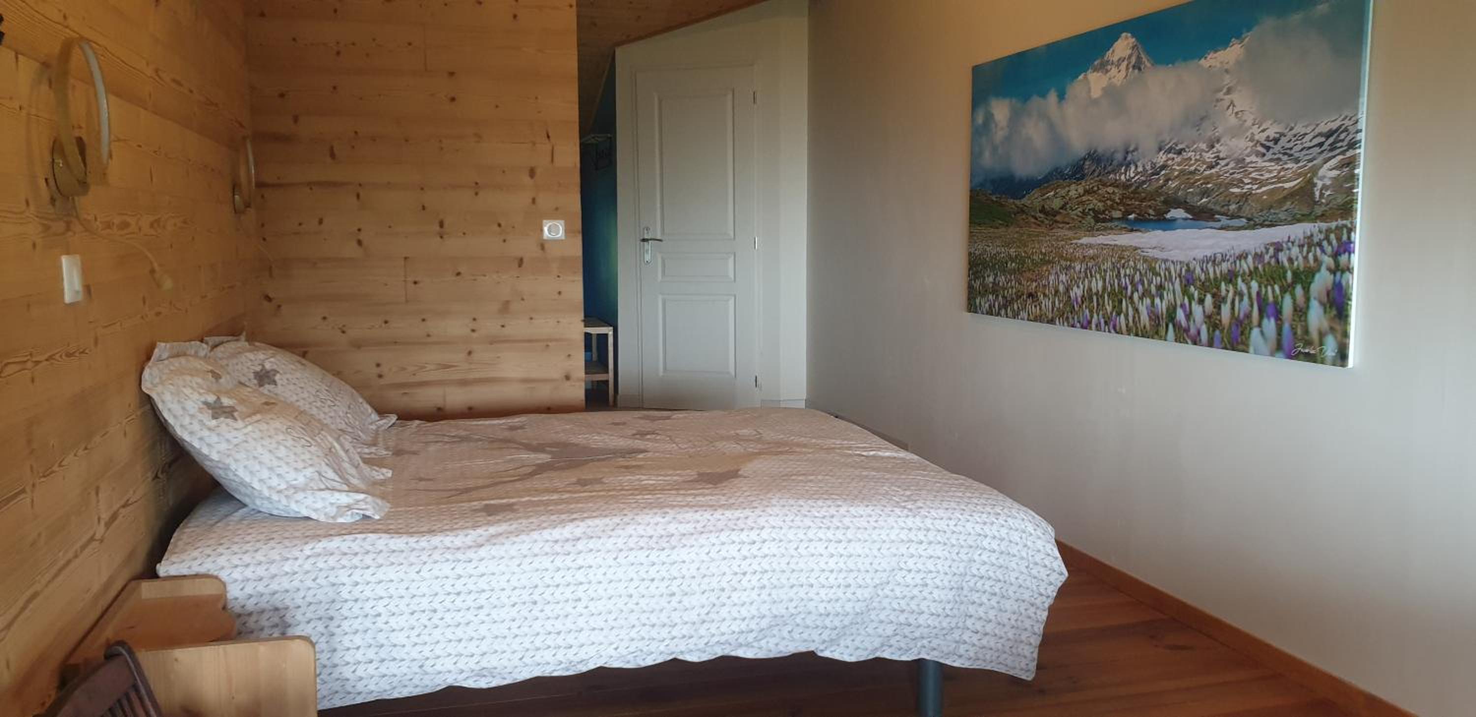 Double Room with Mountain View