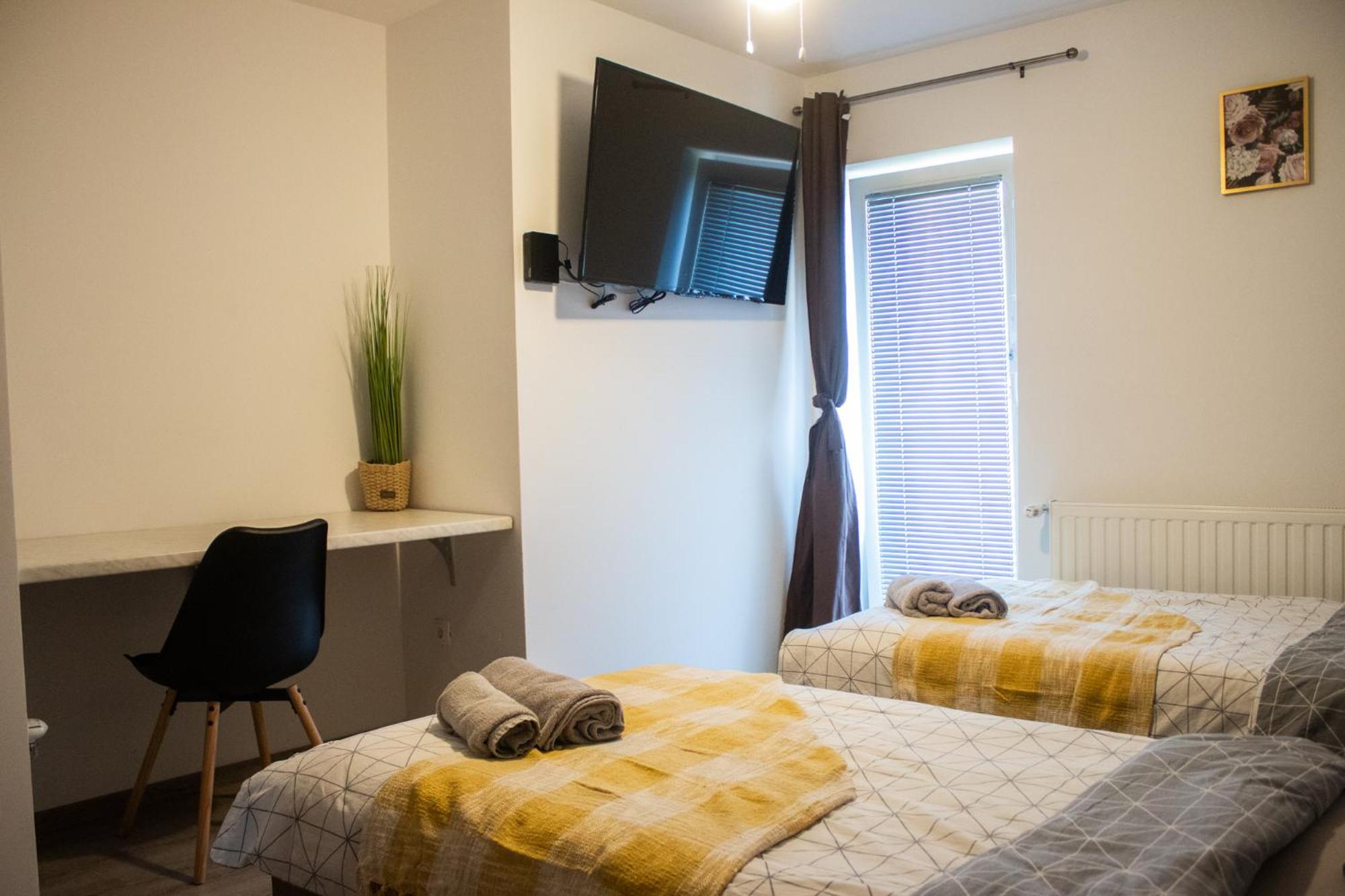 Deluxe Double Room with Shower photo 2