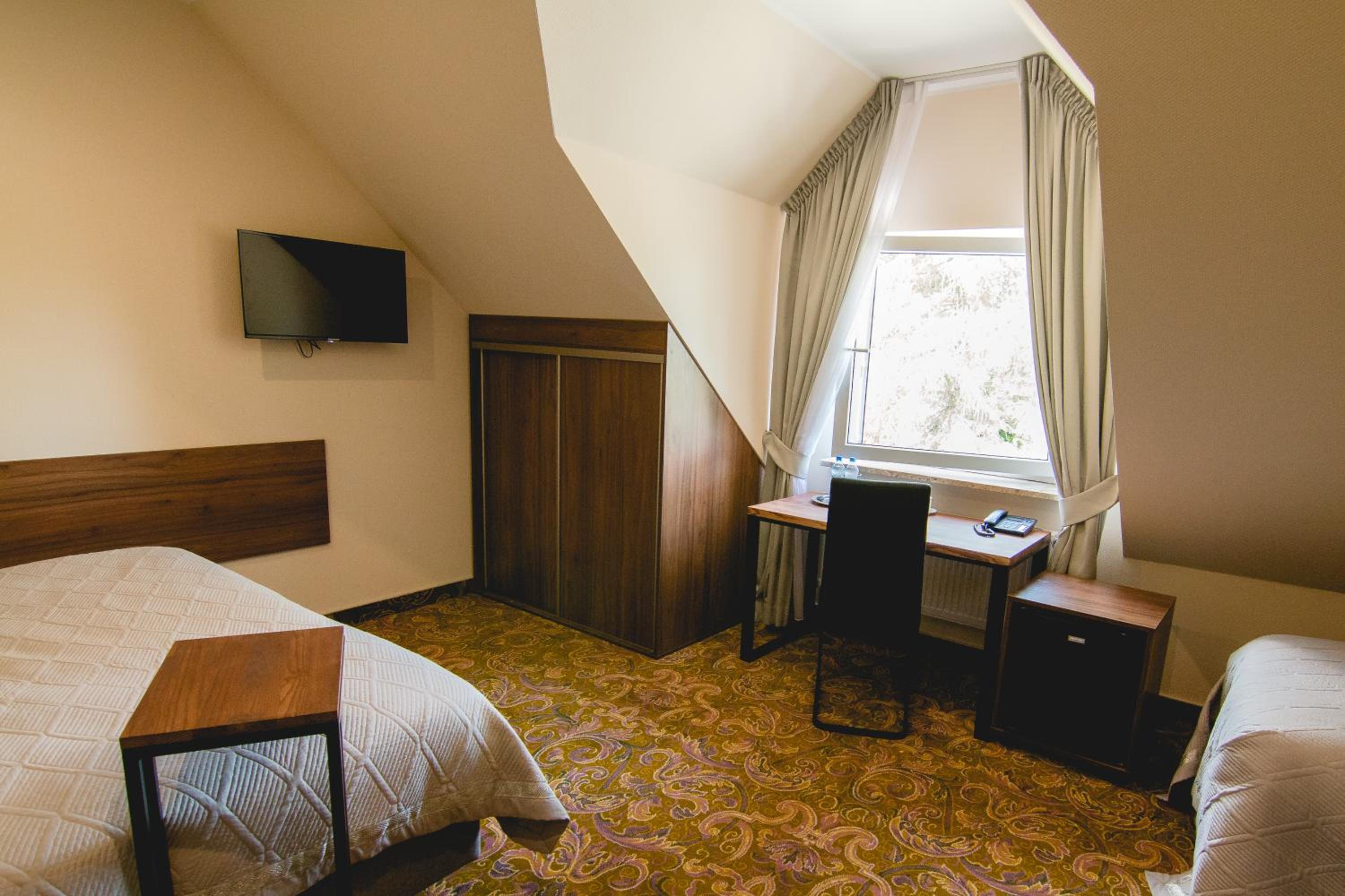Standard Triple Room photo 2