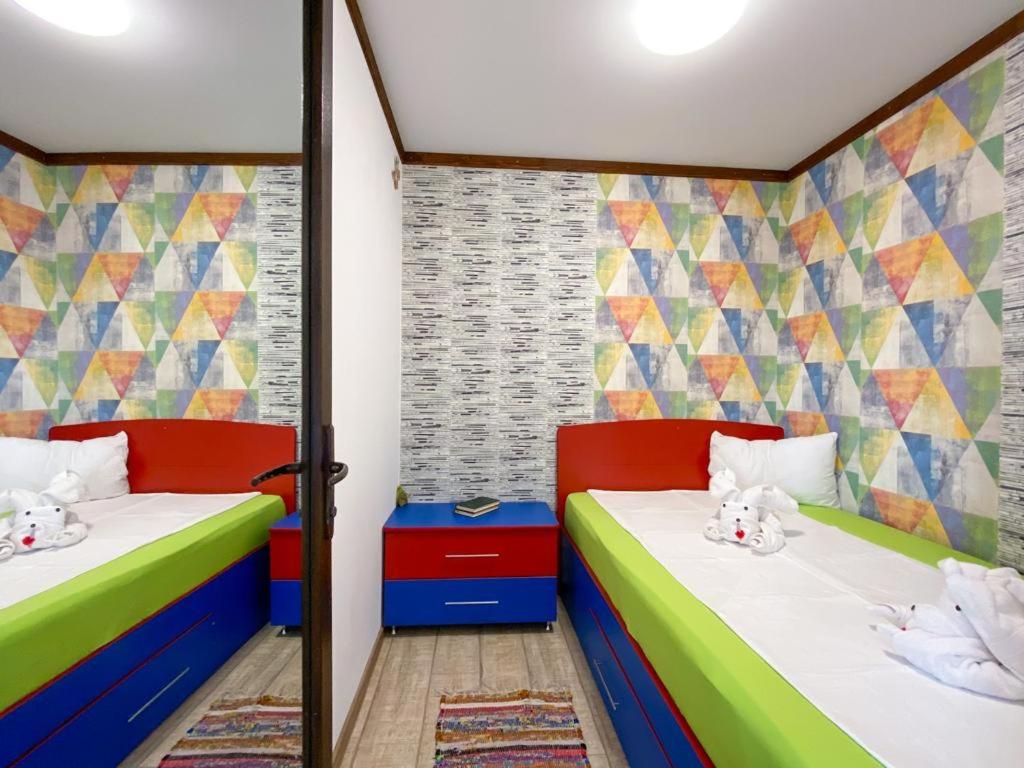 Deluxe Family Room - Photo 43