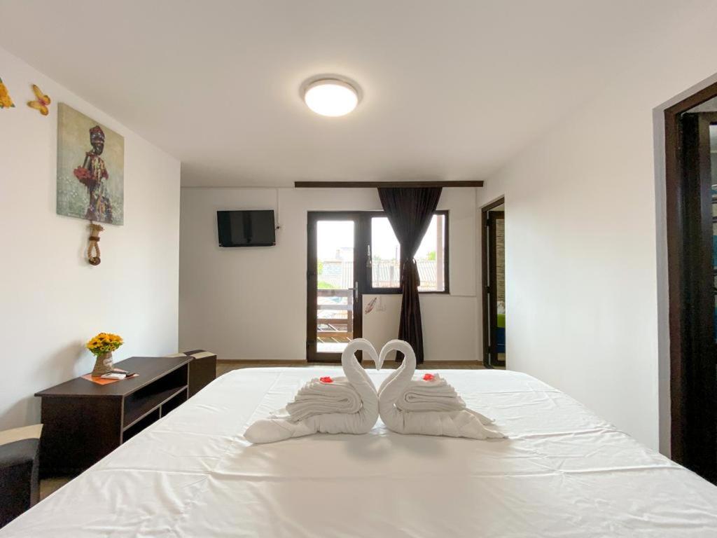 Deluxe Family Room - Photo 45