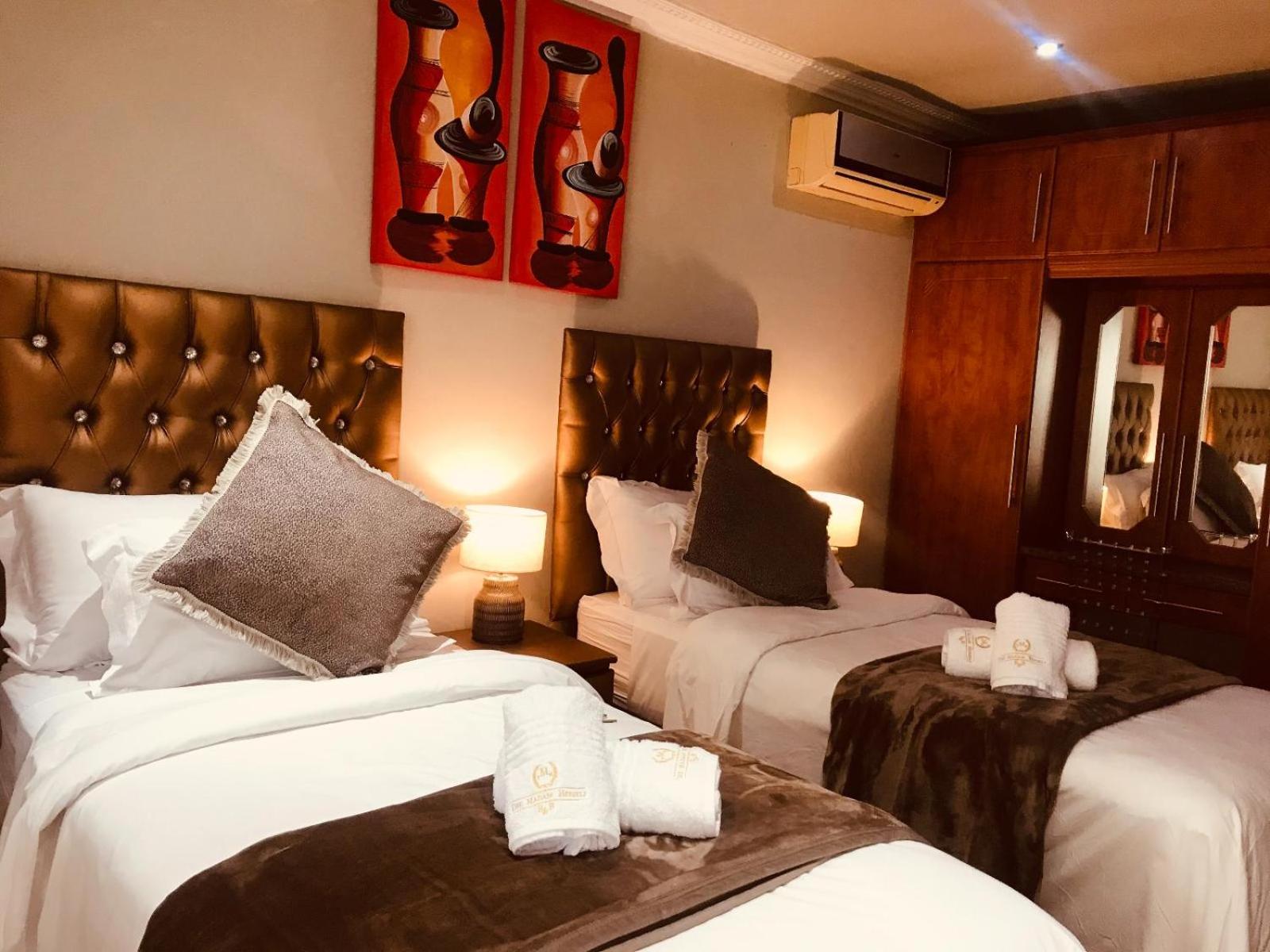 Twin Room - Photo 1