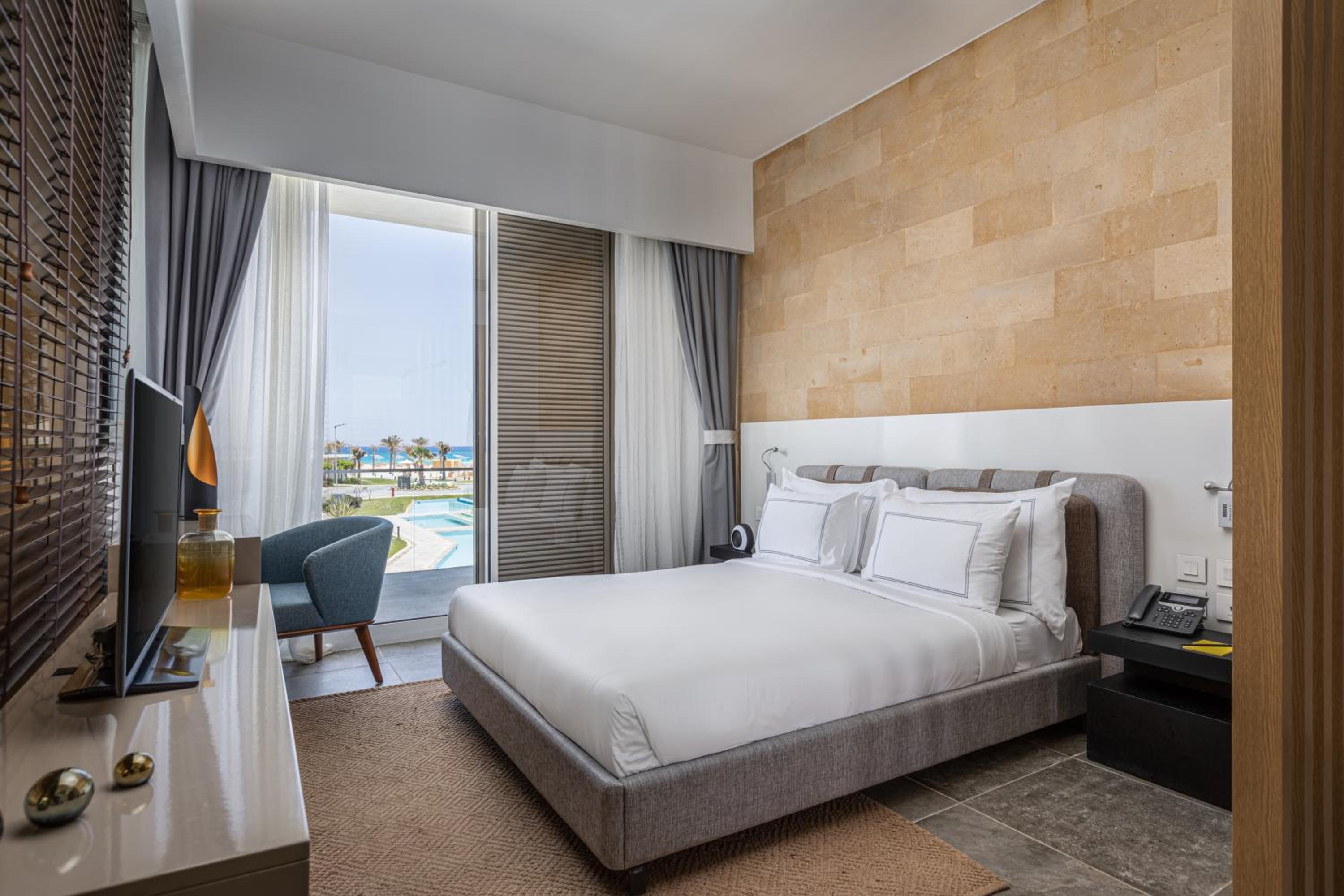 Deluxe Double Room with Sea View - Photo 1