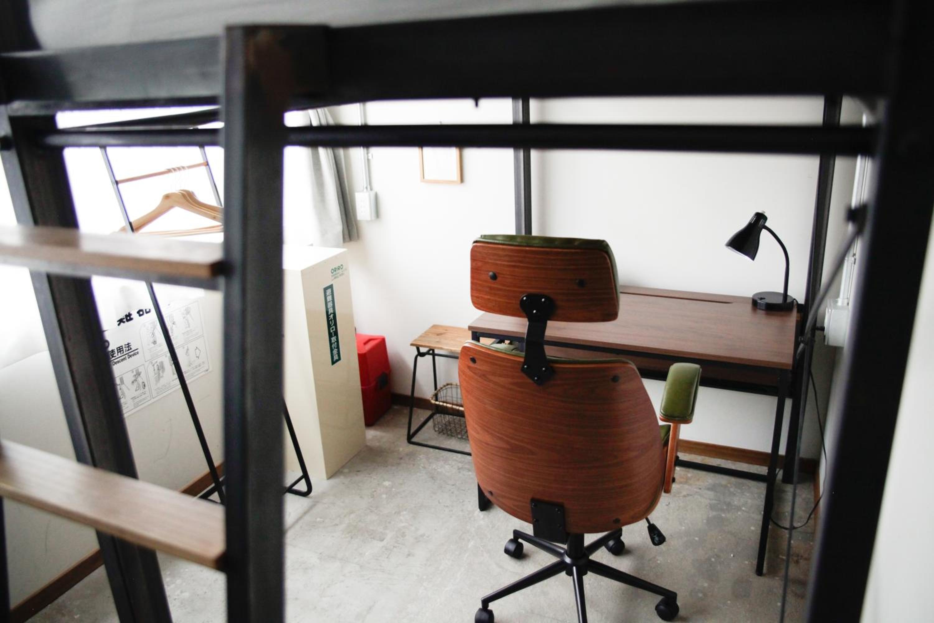 Single Room photo 3