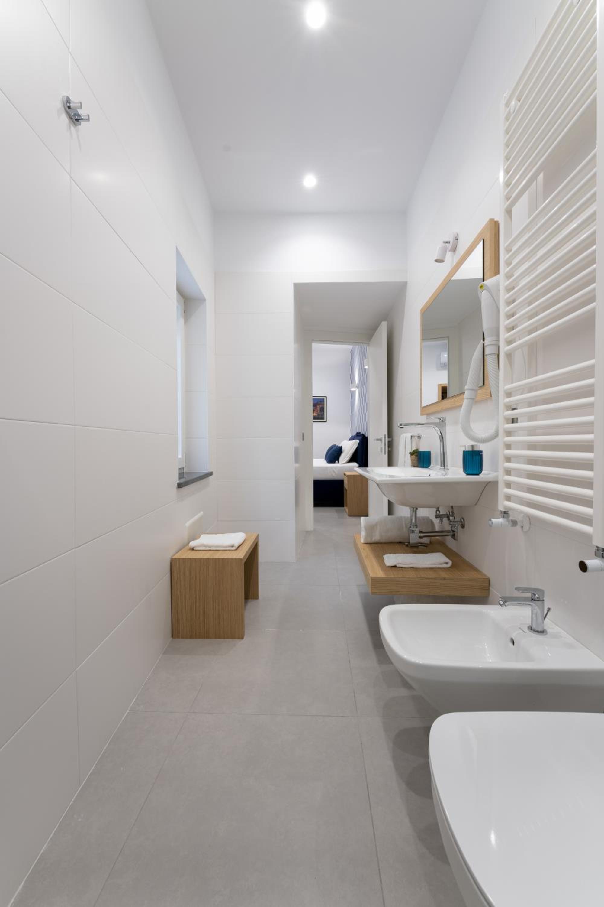 Double Room - Photo 6