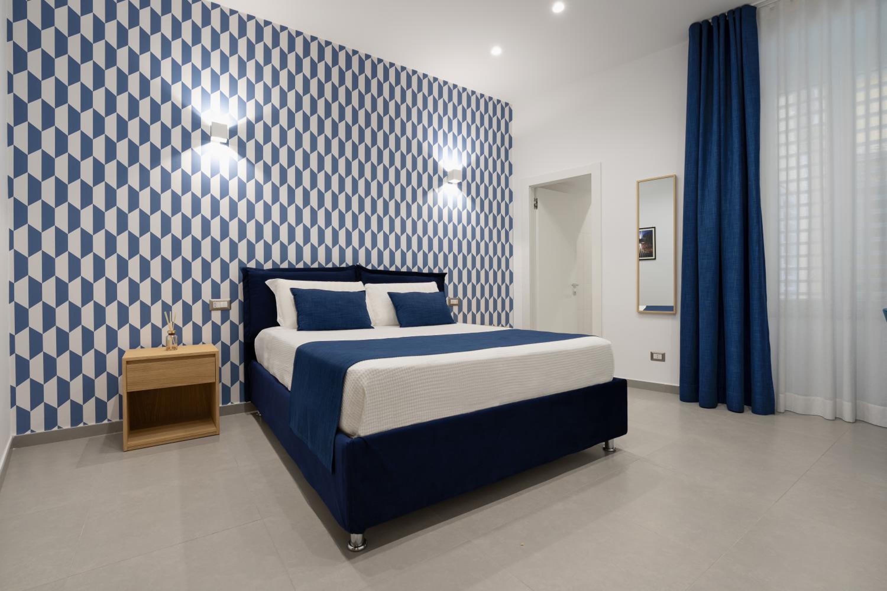 Double Room - Photo 2