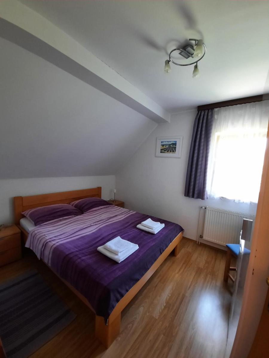 Double Room with Private Bathroom - Photo 1