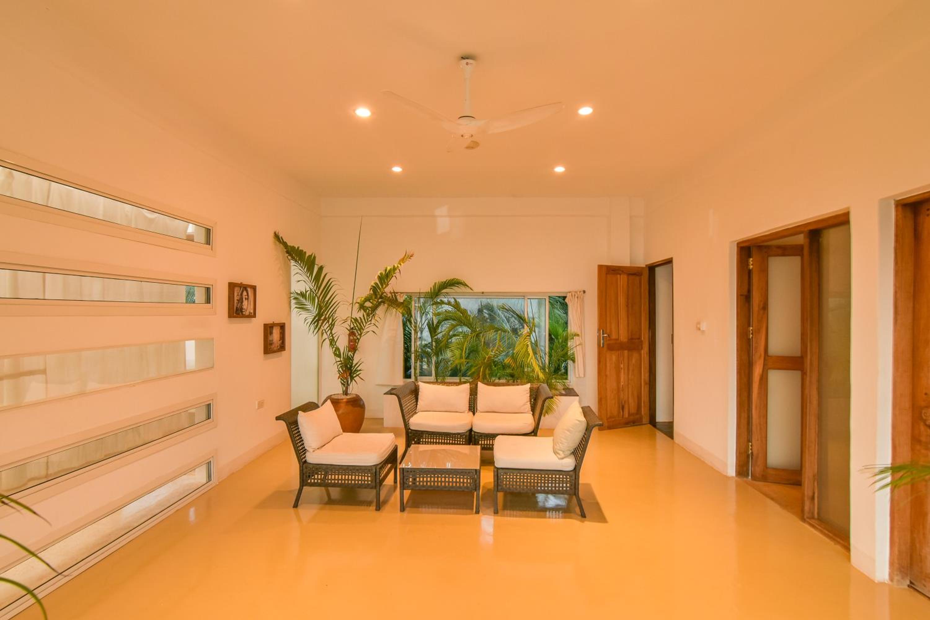 Villa photo 1