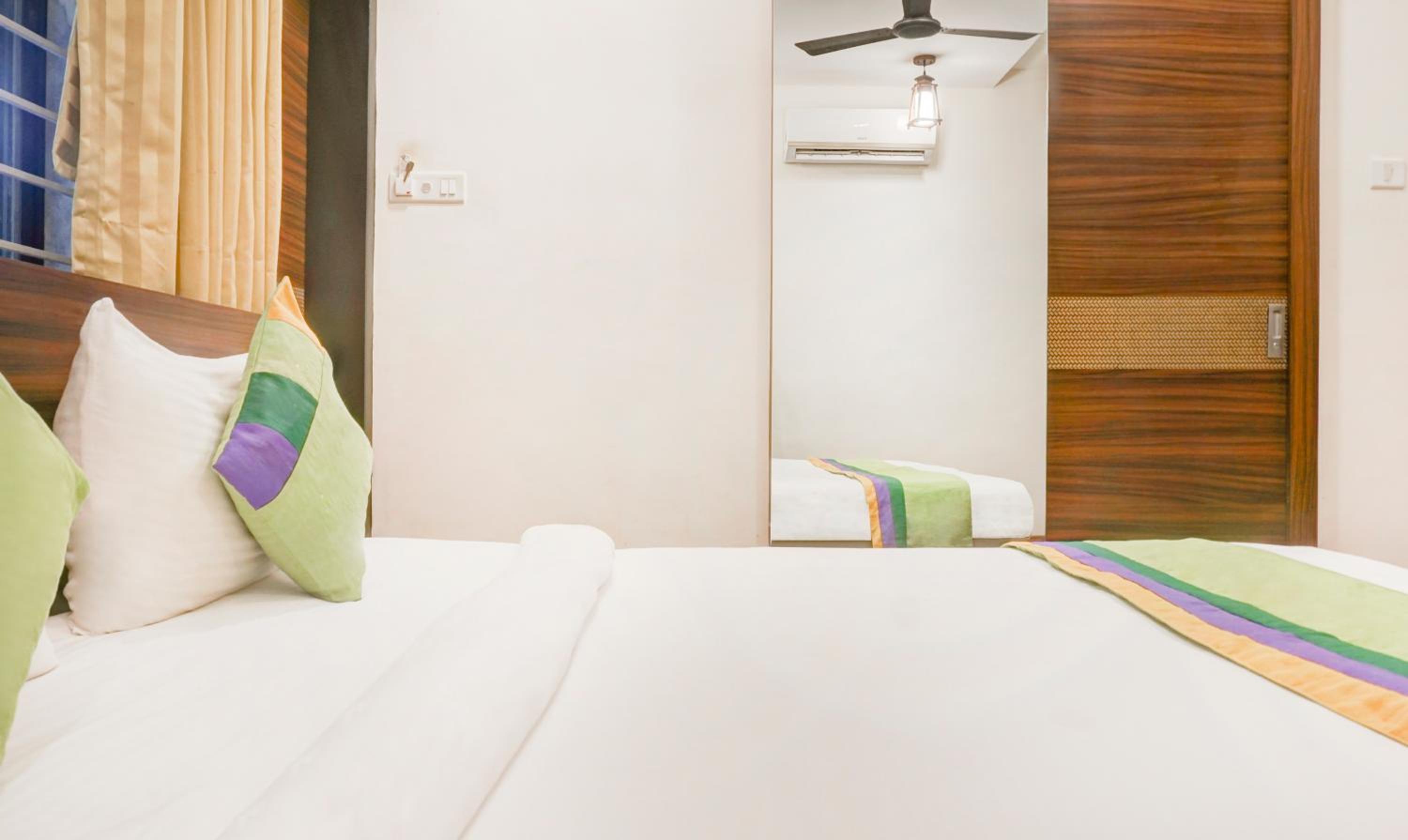 Standard Room - Photo 7