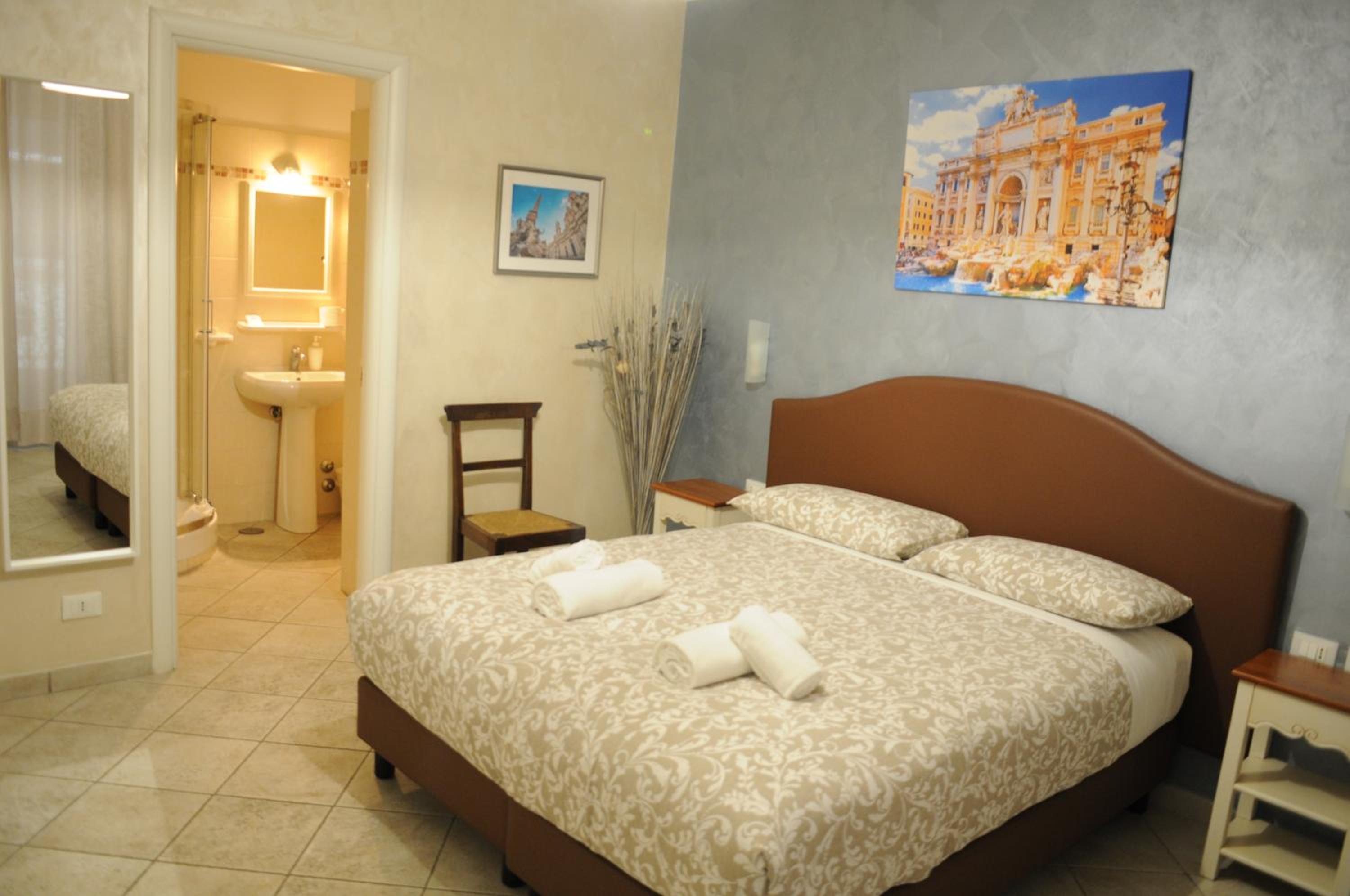 Double or Twin Room photo 1