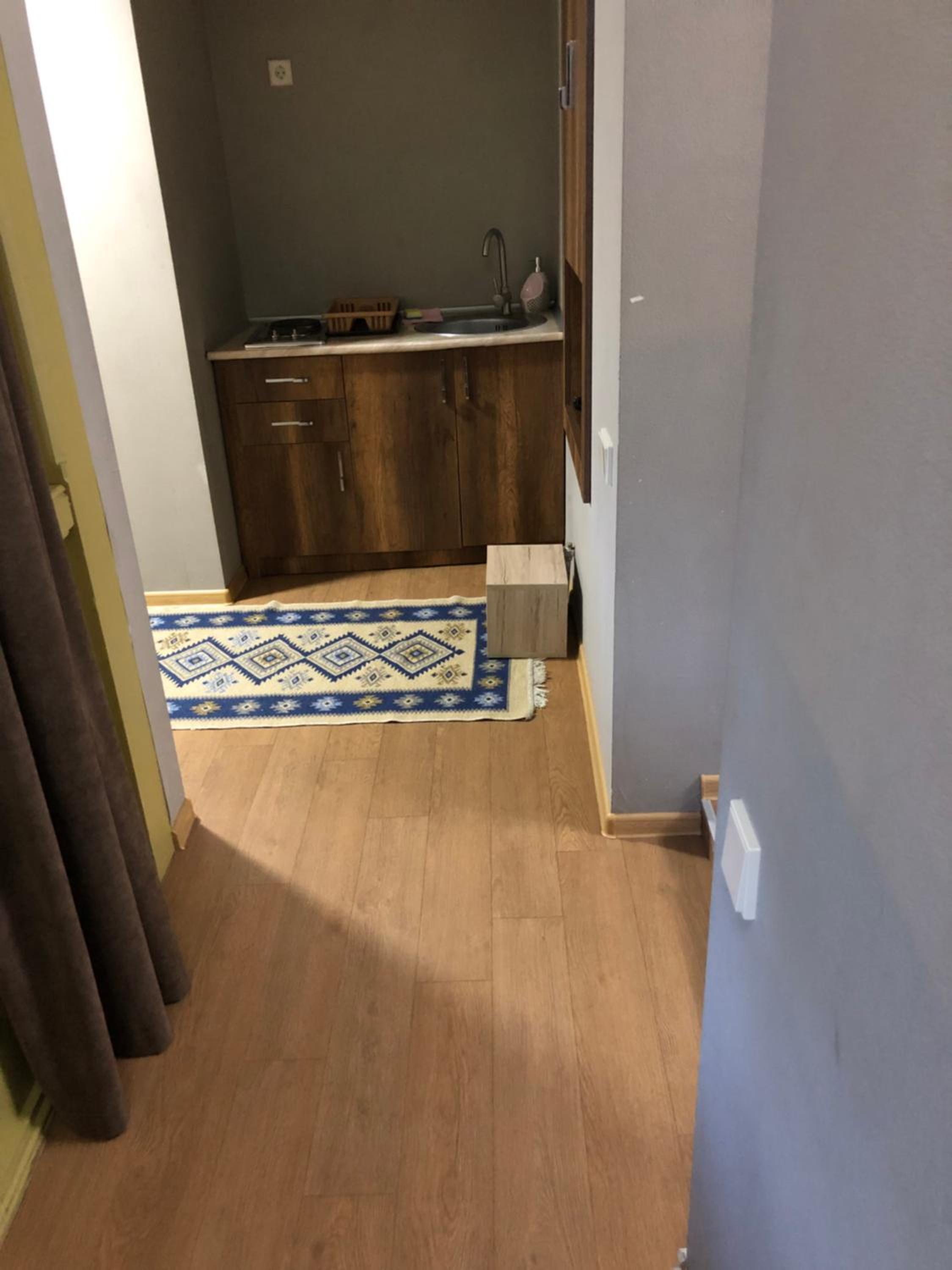 Studio Apartment - Photo 4