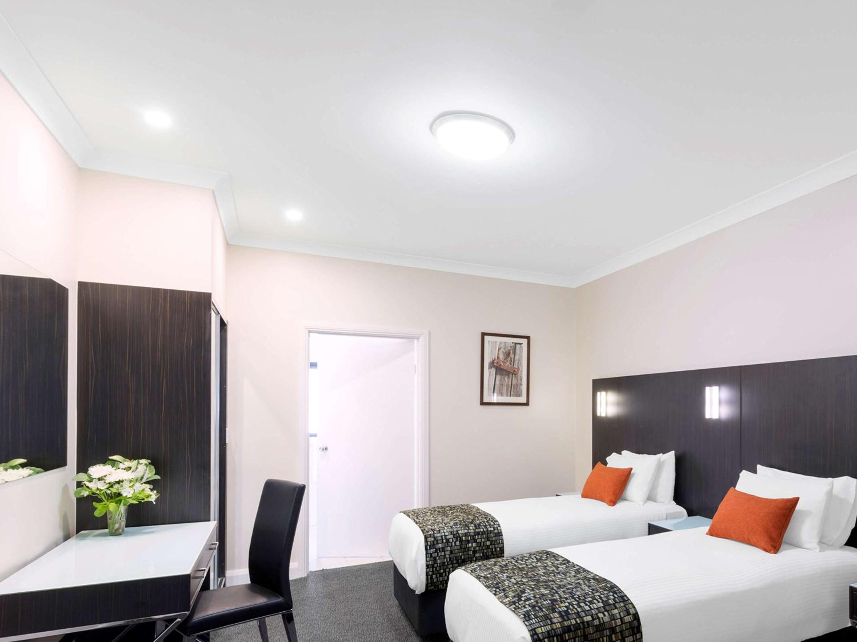 One Bedroom Apartment - Photo 4