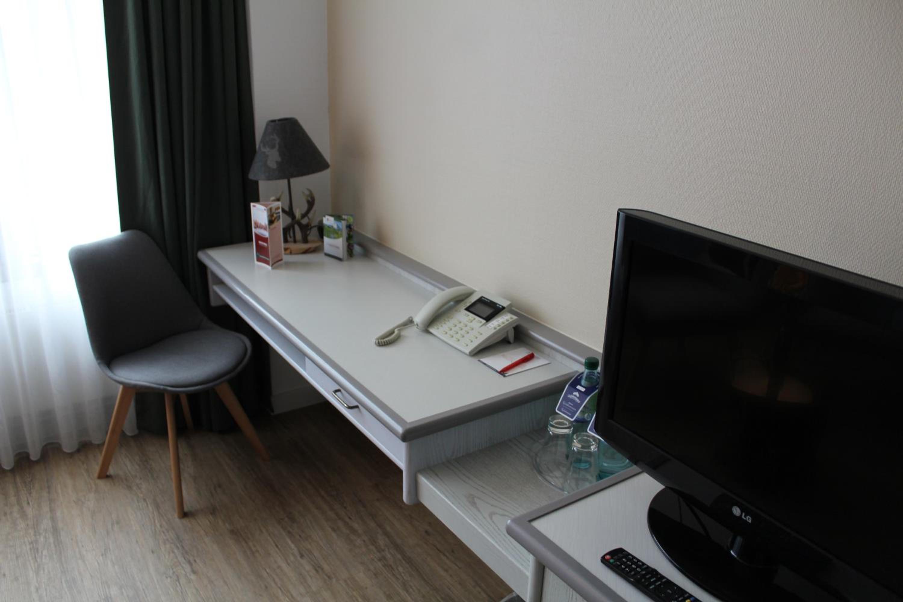 Double Room - Photo 2