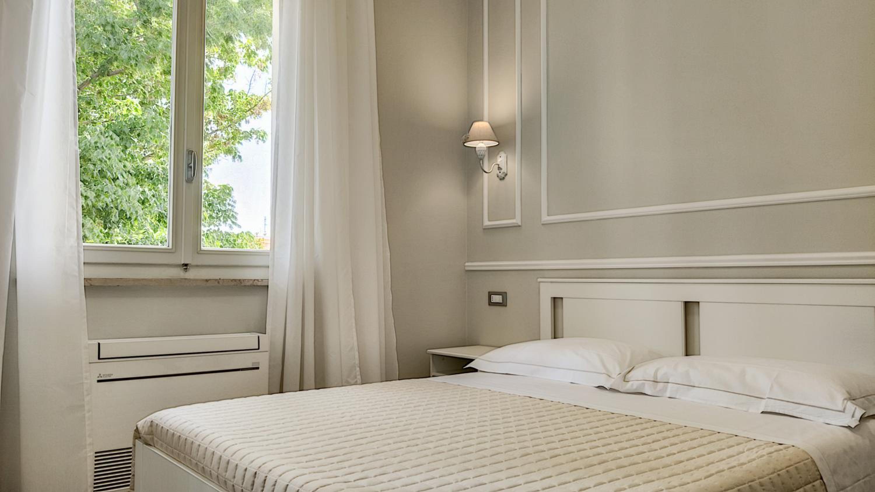 Quadruple Room - Photo 19