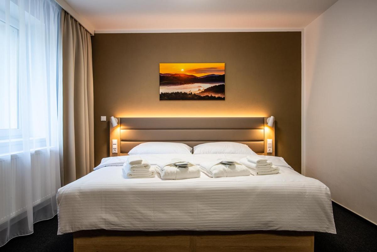 Quadruple Room - Disability Access photo 1
