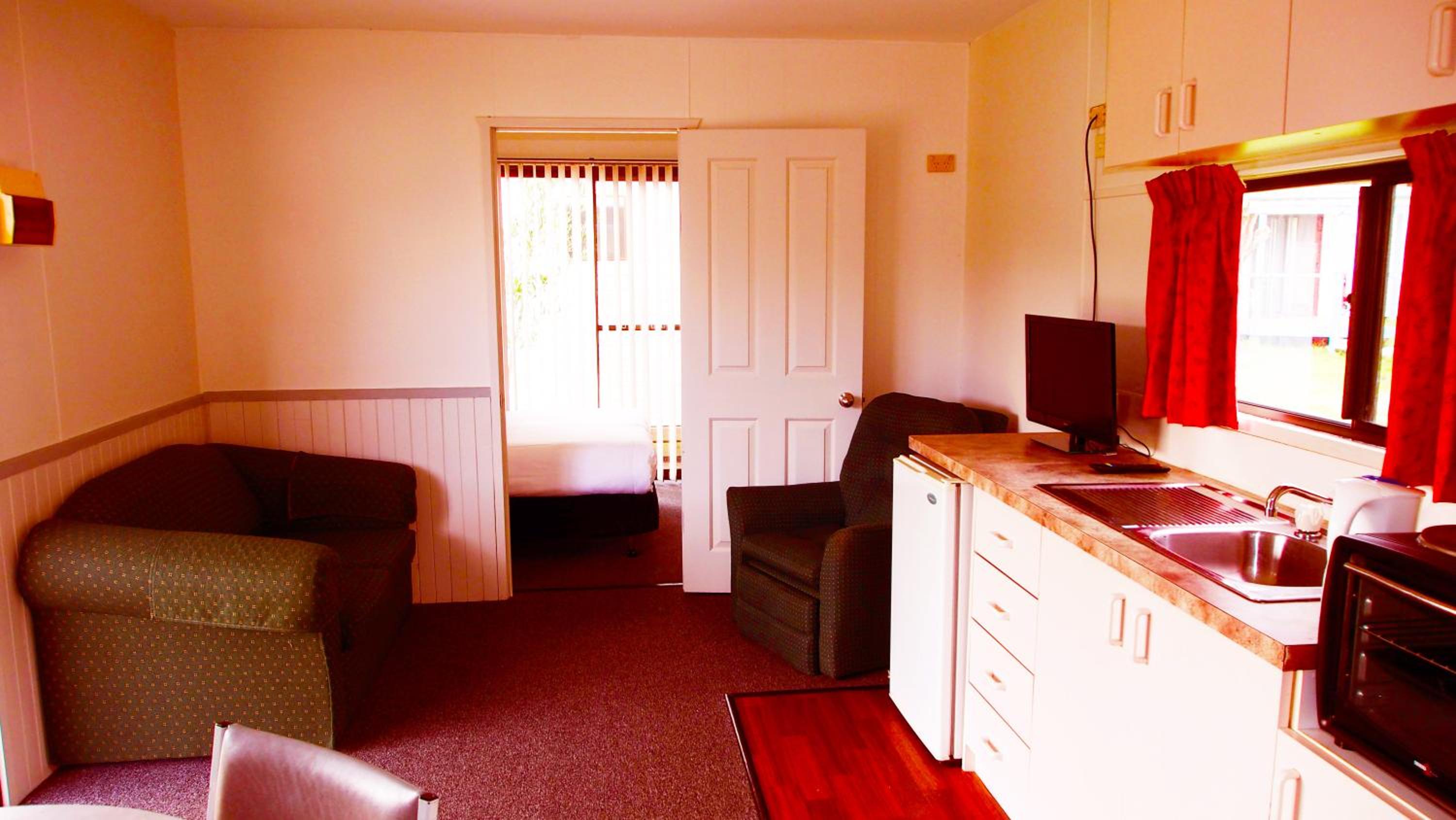 Budget Cabin photo 1