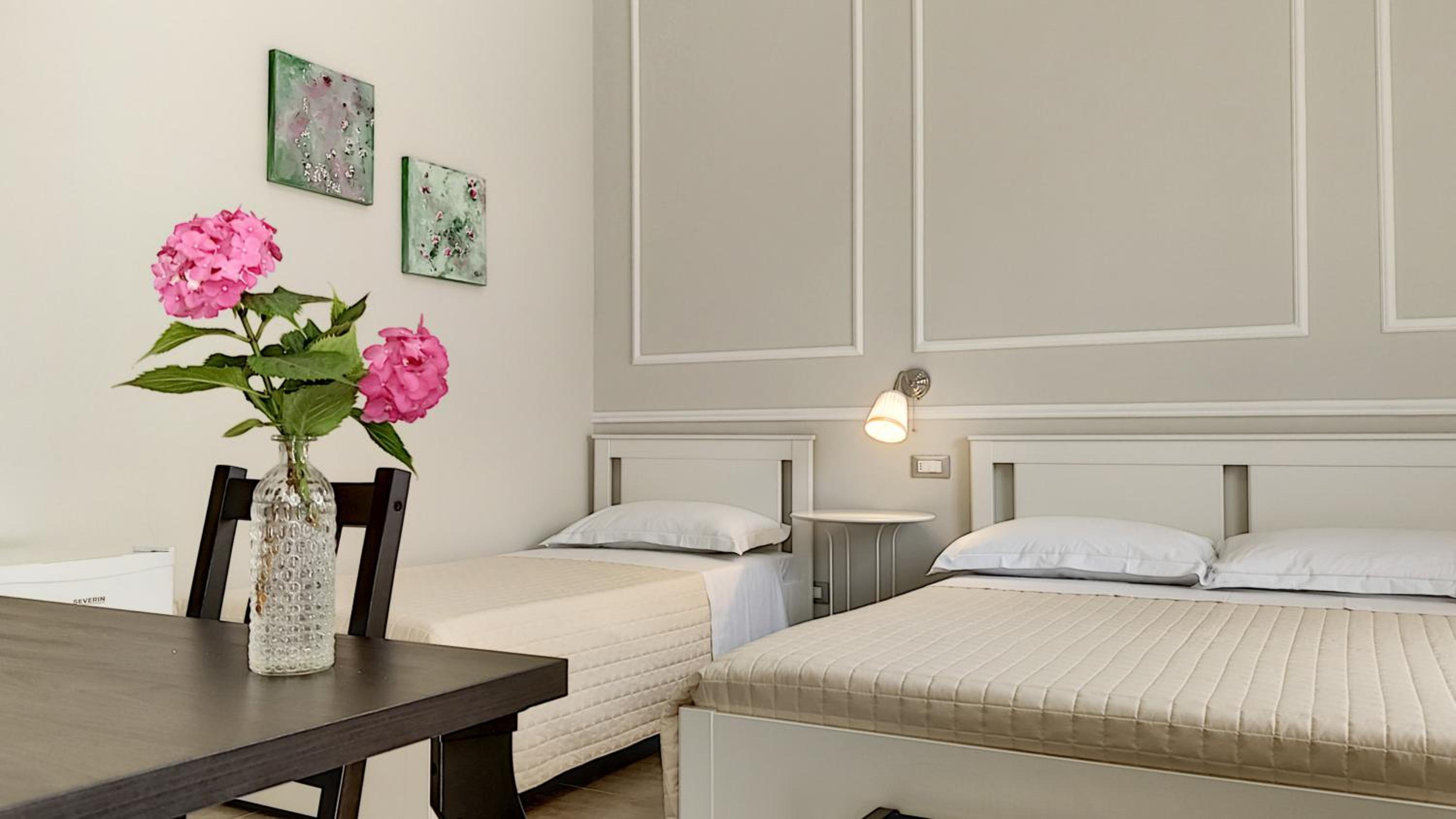 Triple Room - Photo 24
