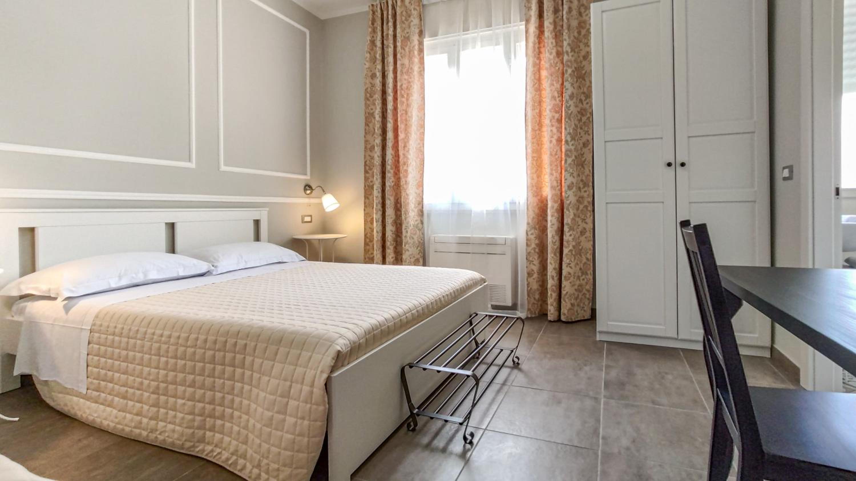 Triple Room - Photo 22
