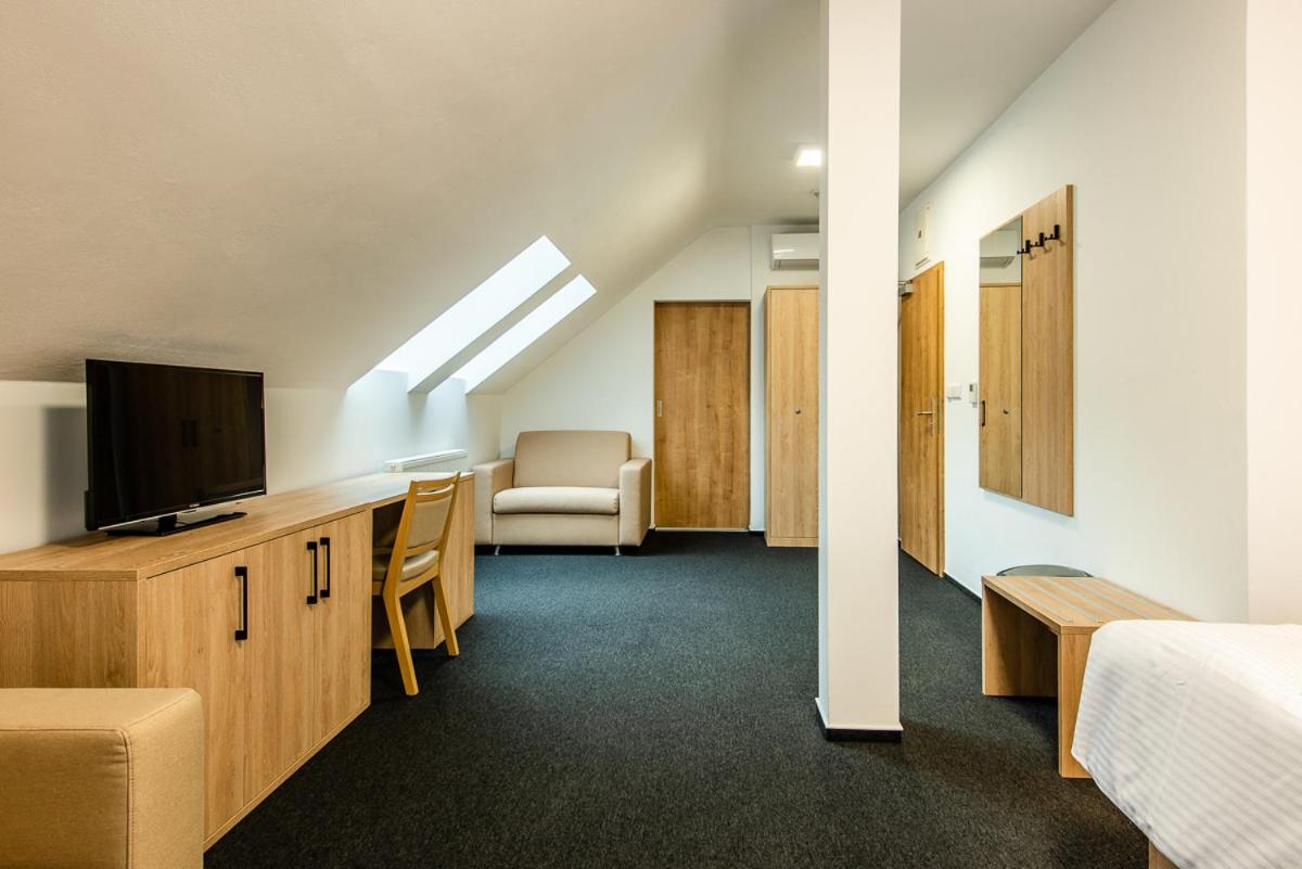 Quadruple Room photo 1
