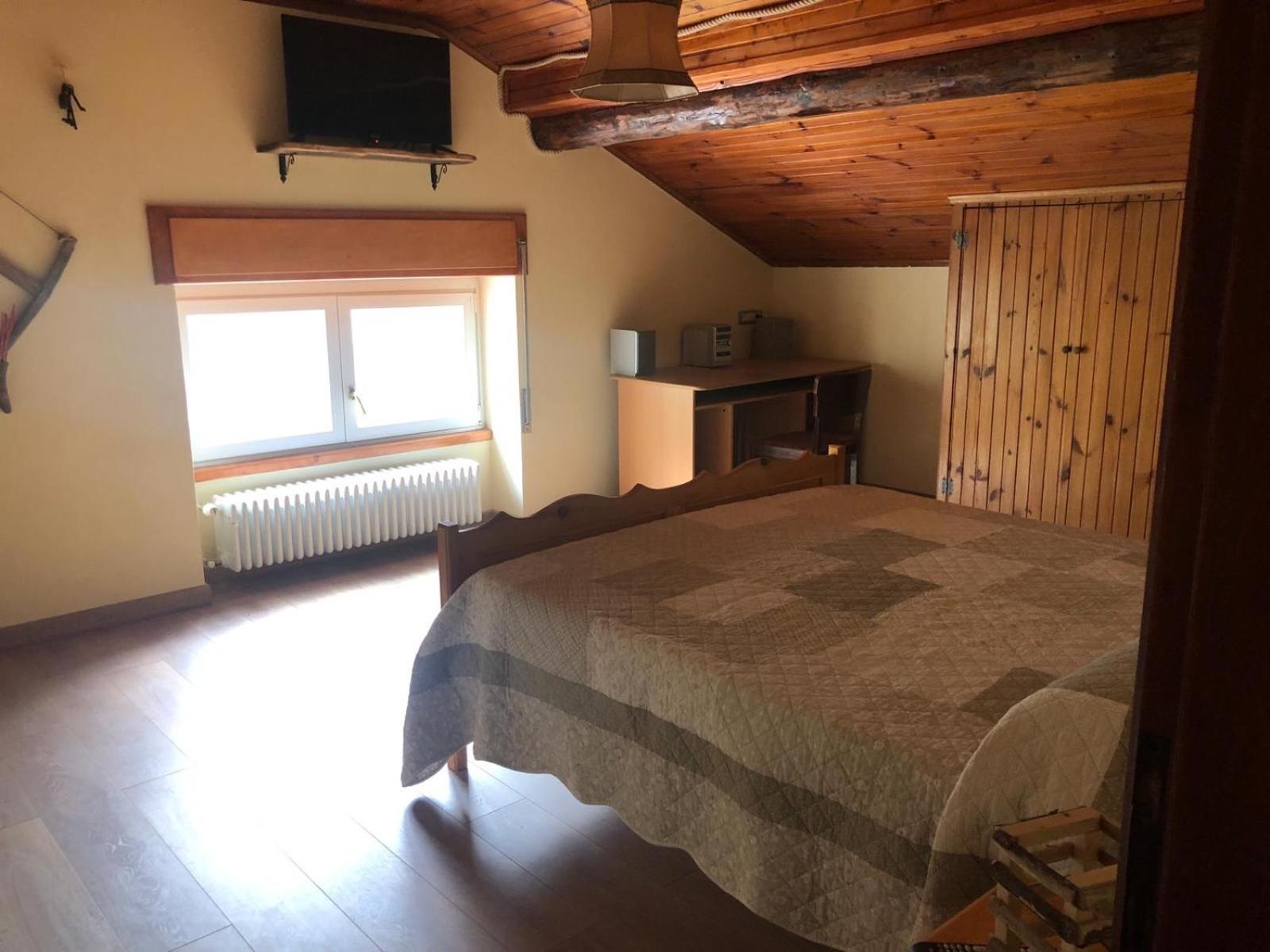 One-Bedroom Apartment - Photo 6