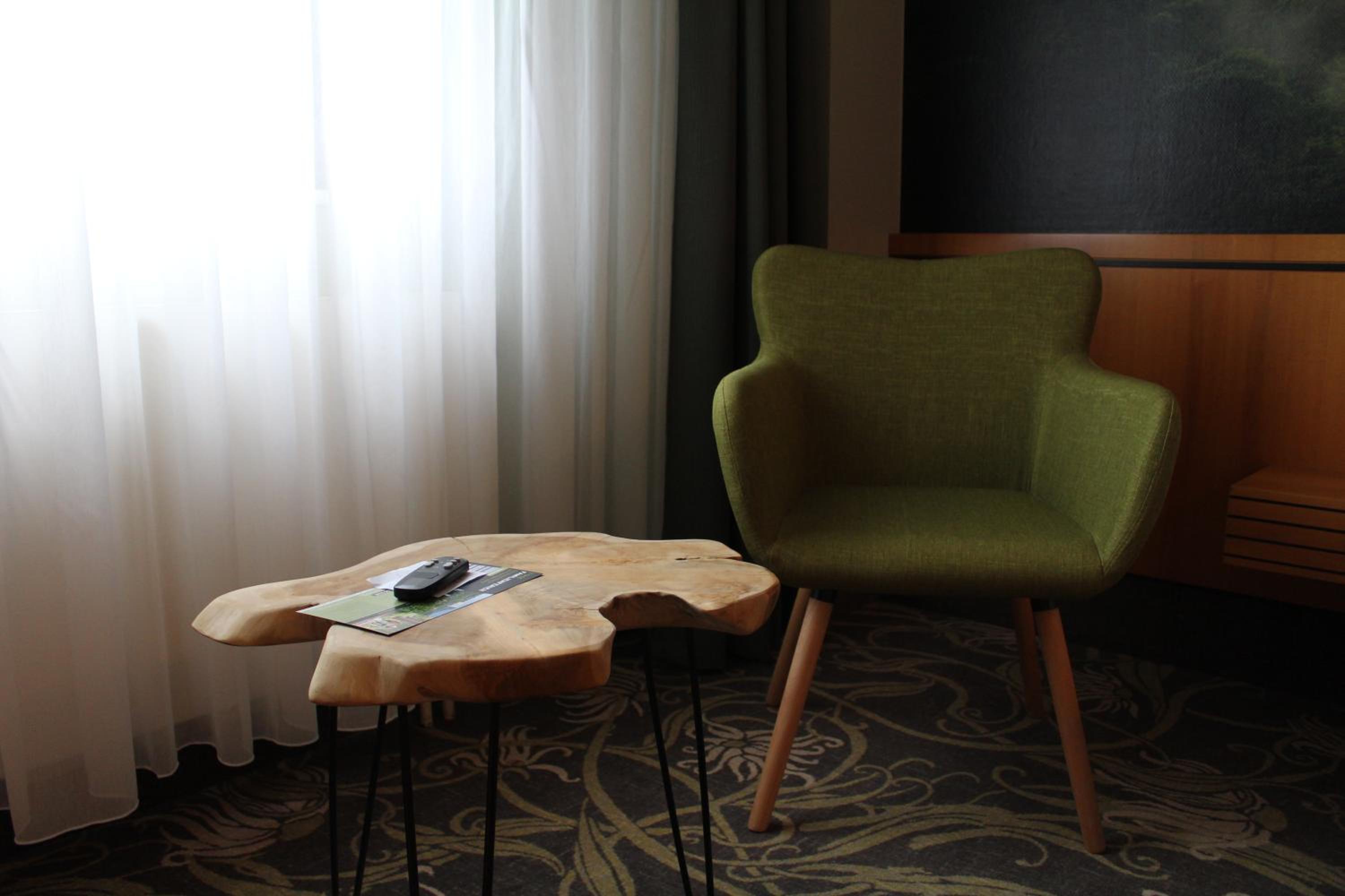 Suite - Photo 4