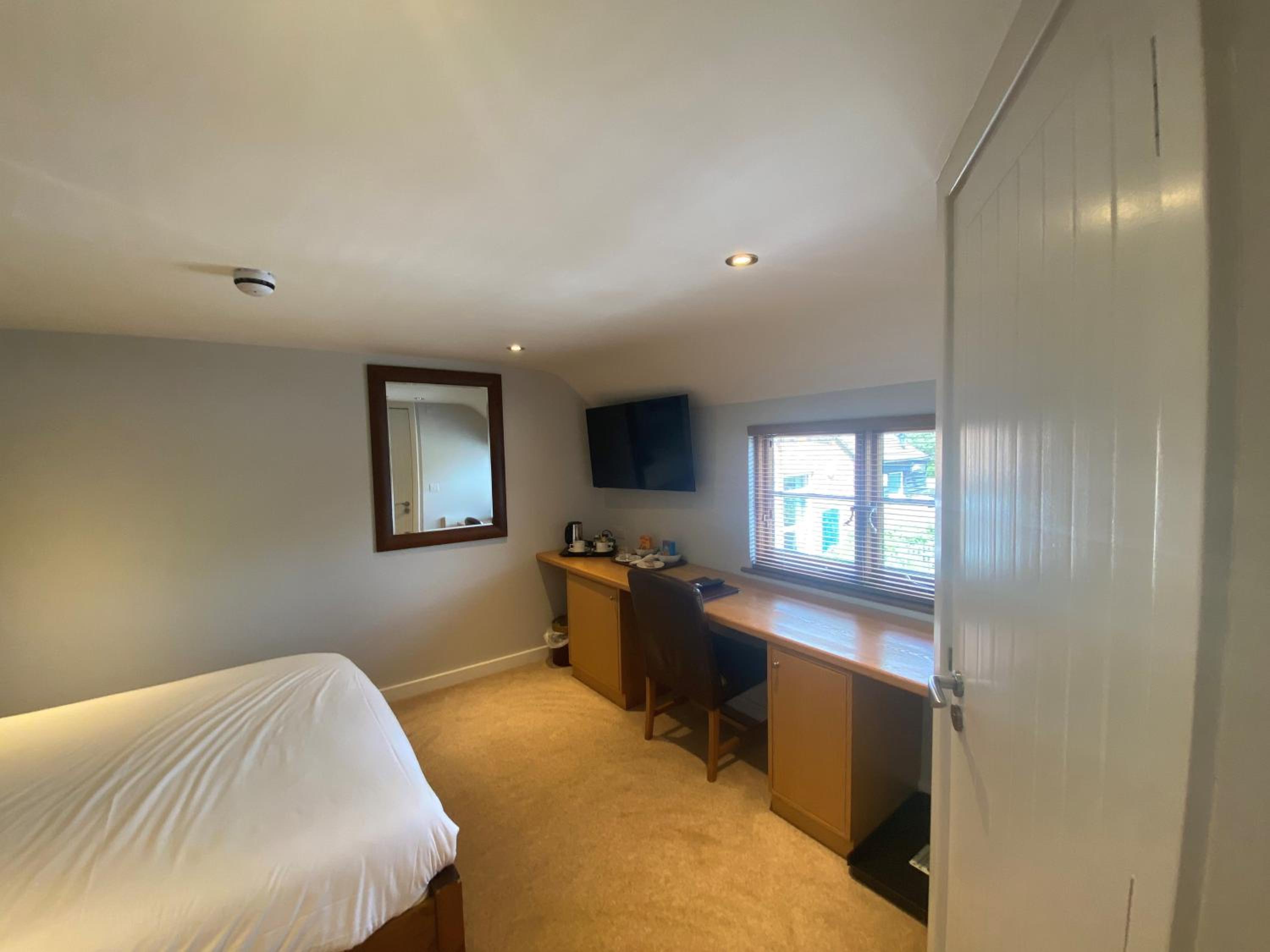 Standard Double Room photo 2