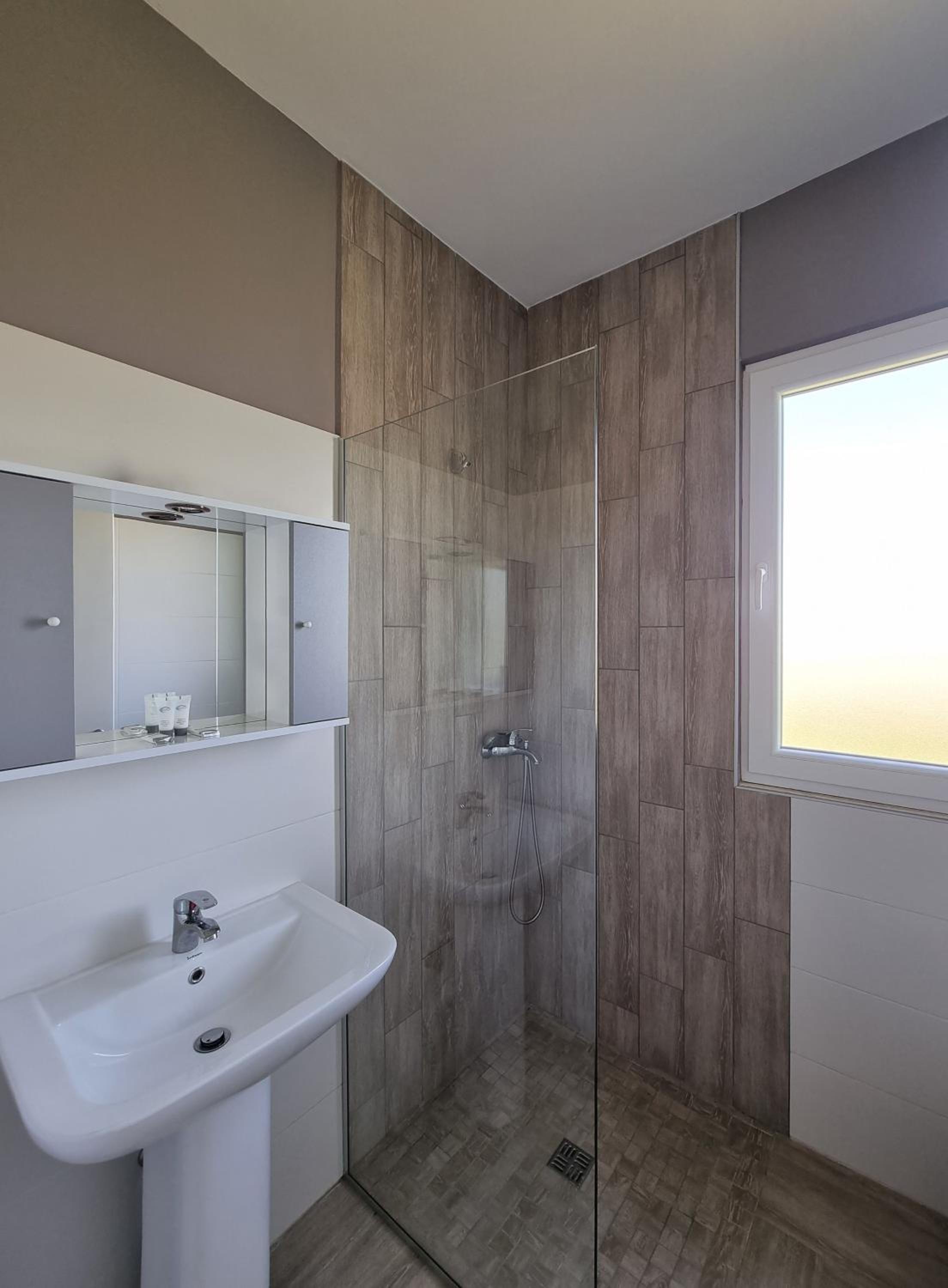 Budget Triple Room photo 3