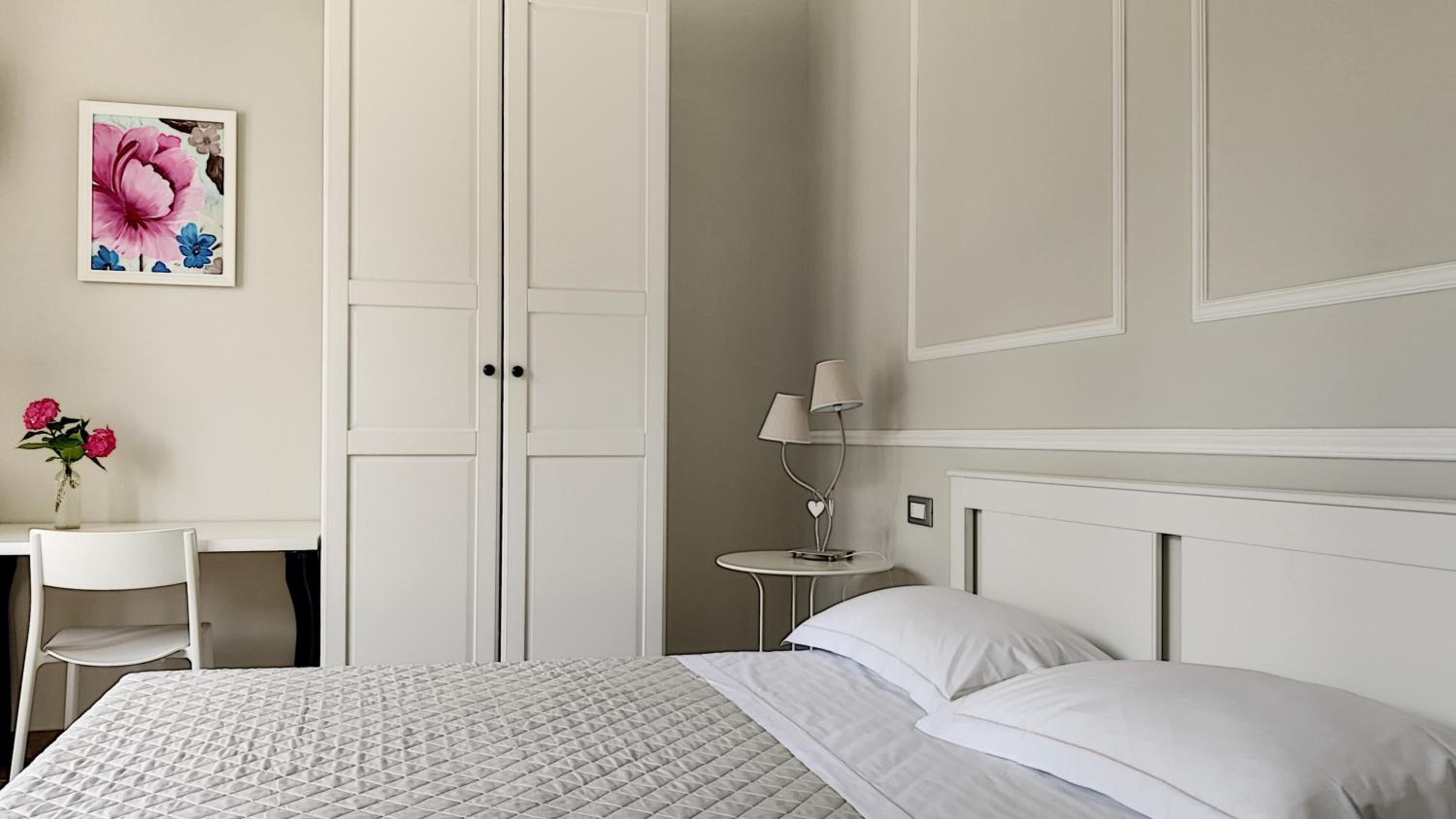 Double Room - Photo 17