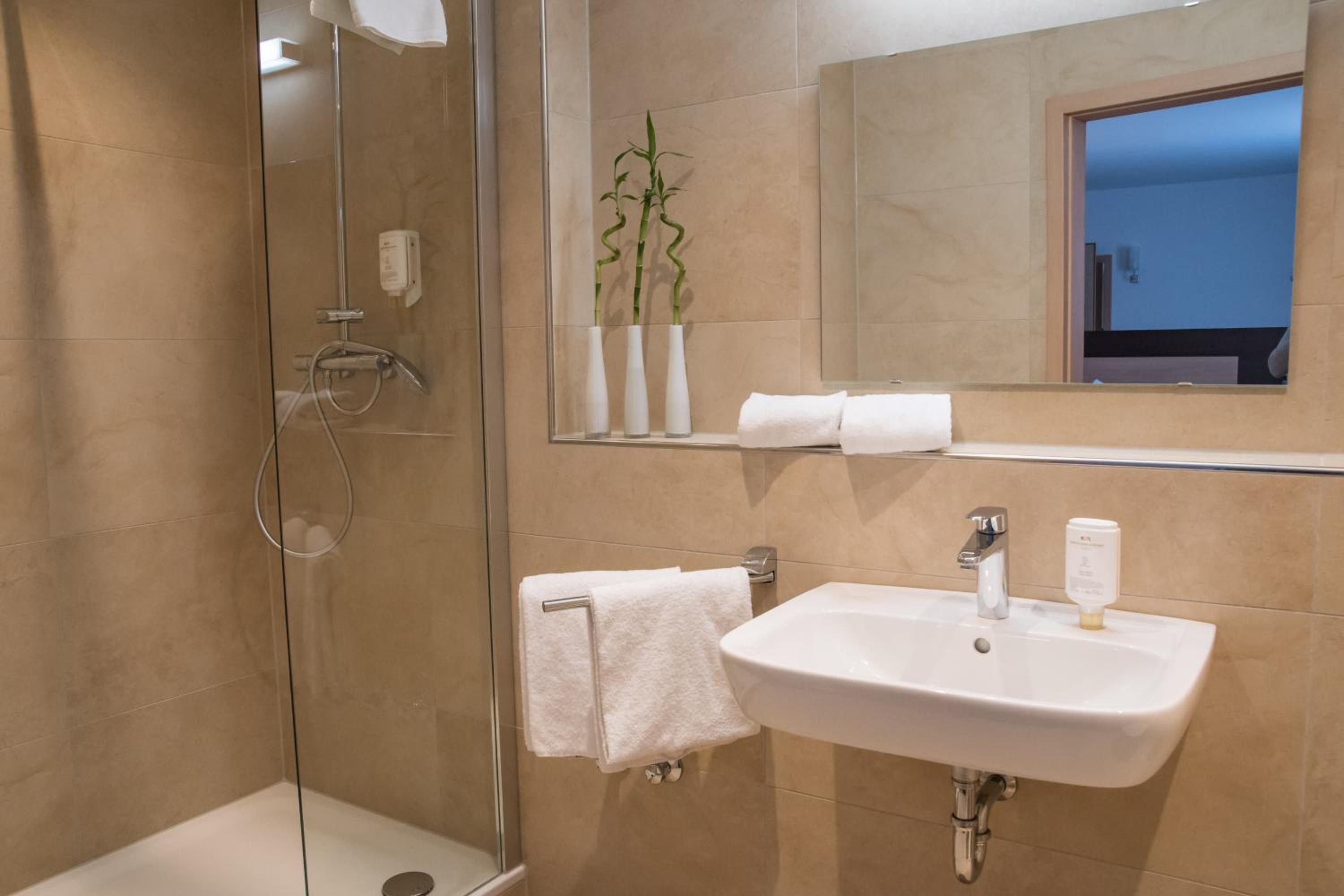 Superior Double Room - Photo 6