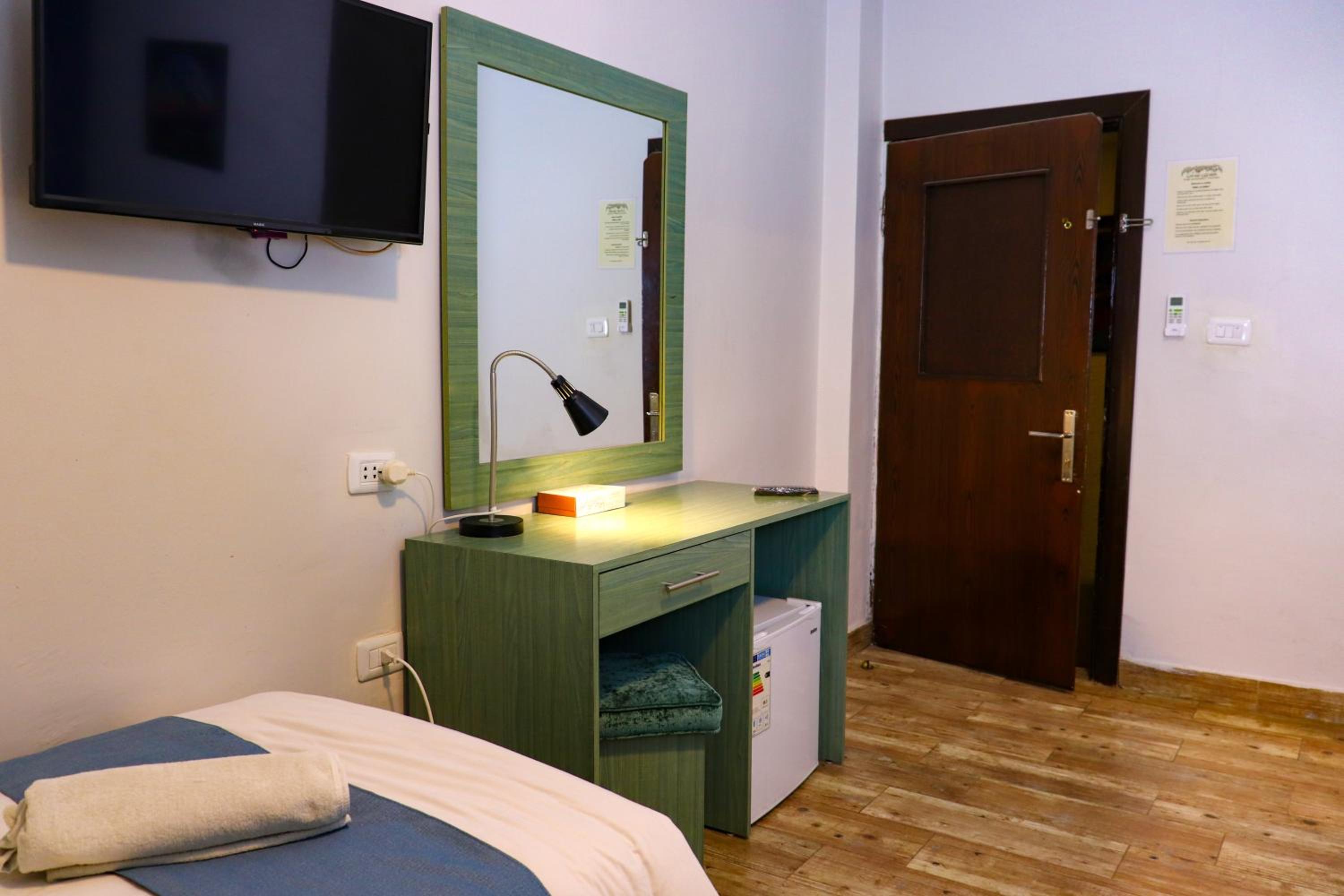 Triple Room - Photo 5