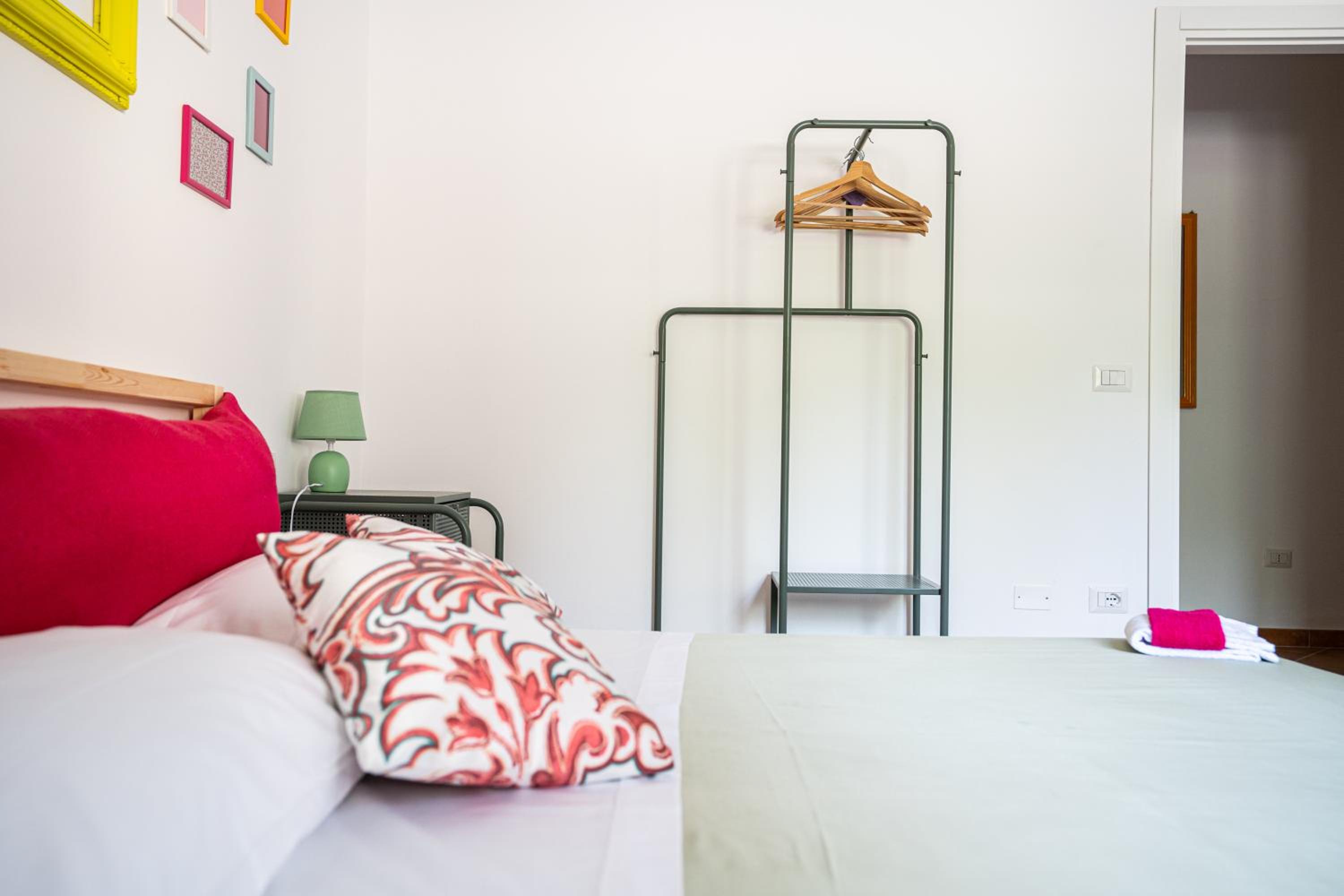 Double Room with Private Bathroom - Photo 5