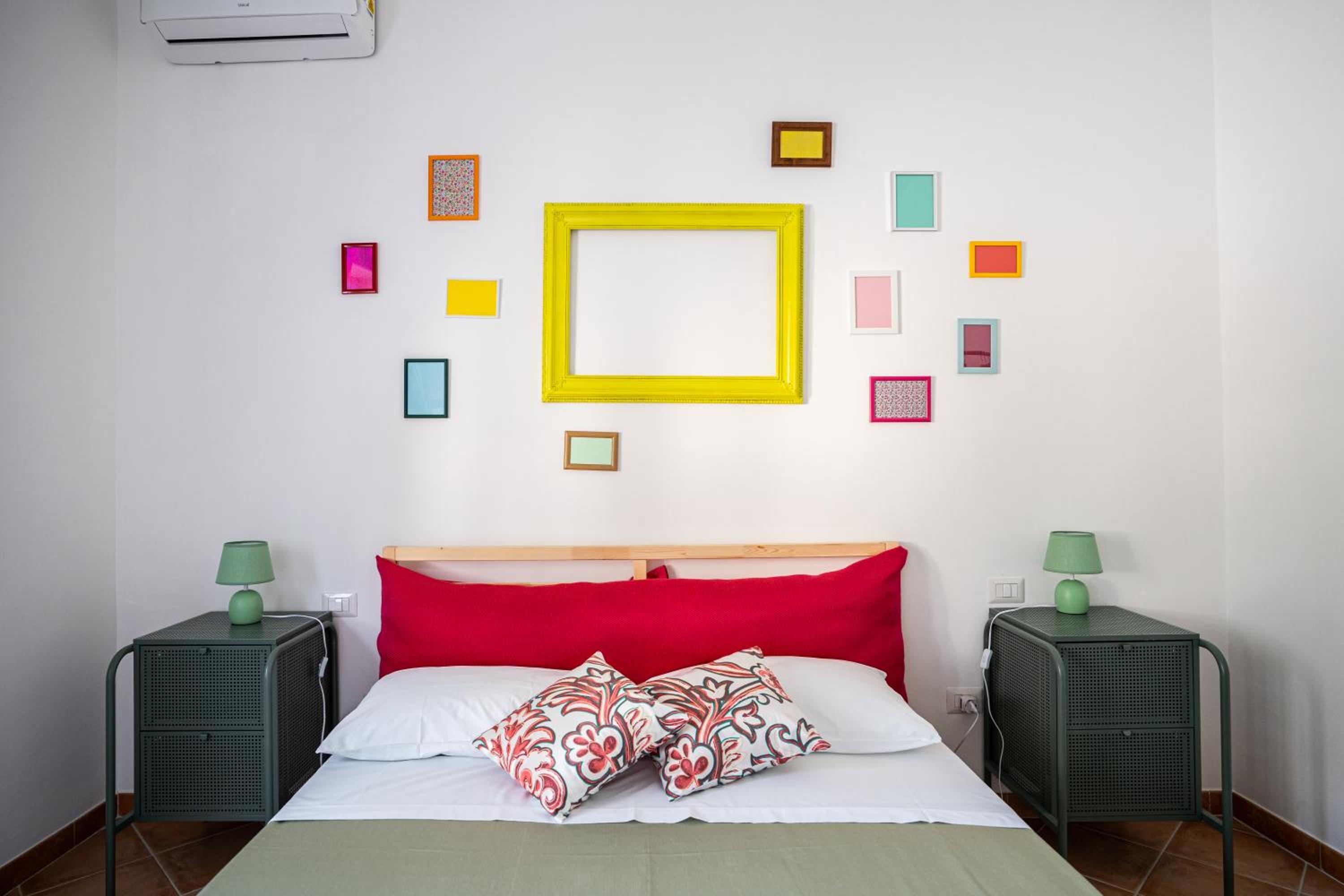Double Room with Private Bathroom - Photo 6