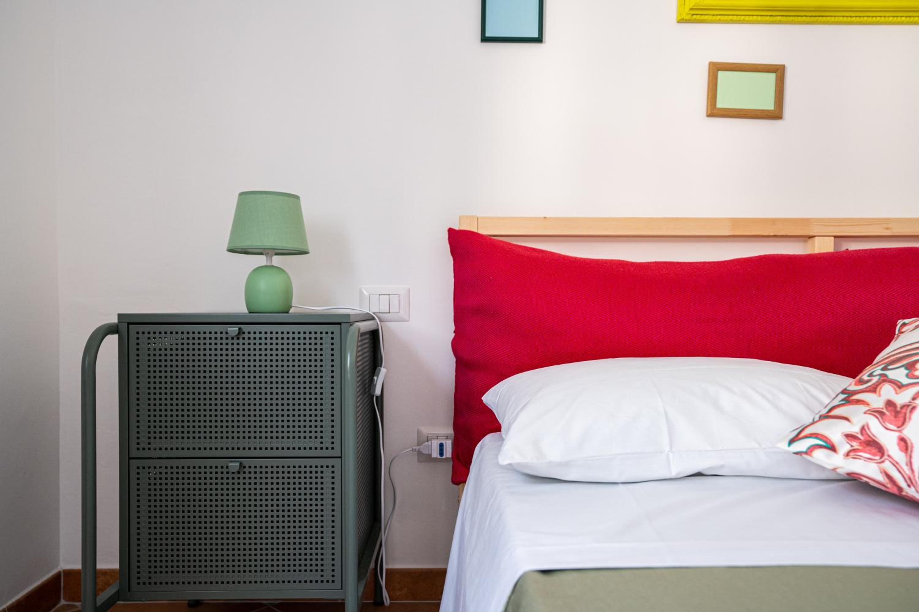 Double Room with Private Bathroom - Photo 7