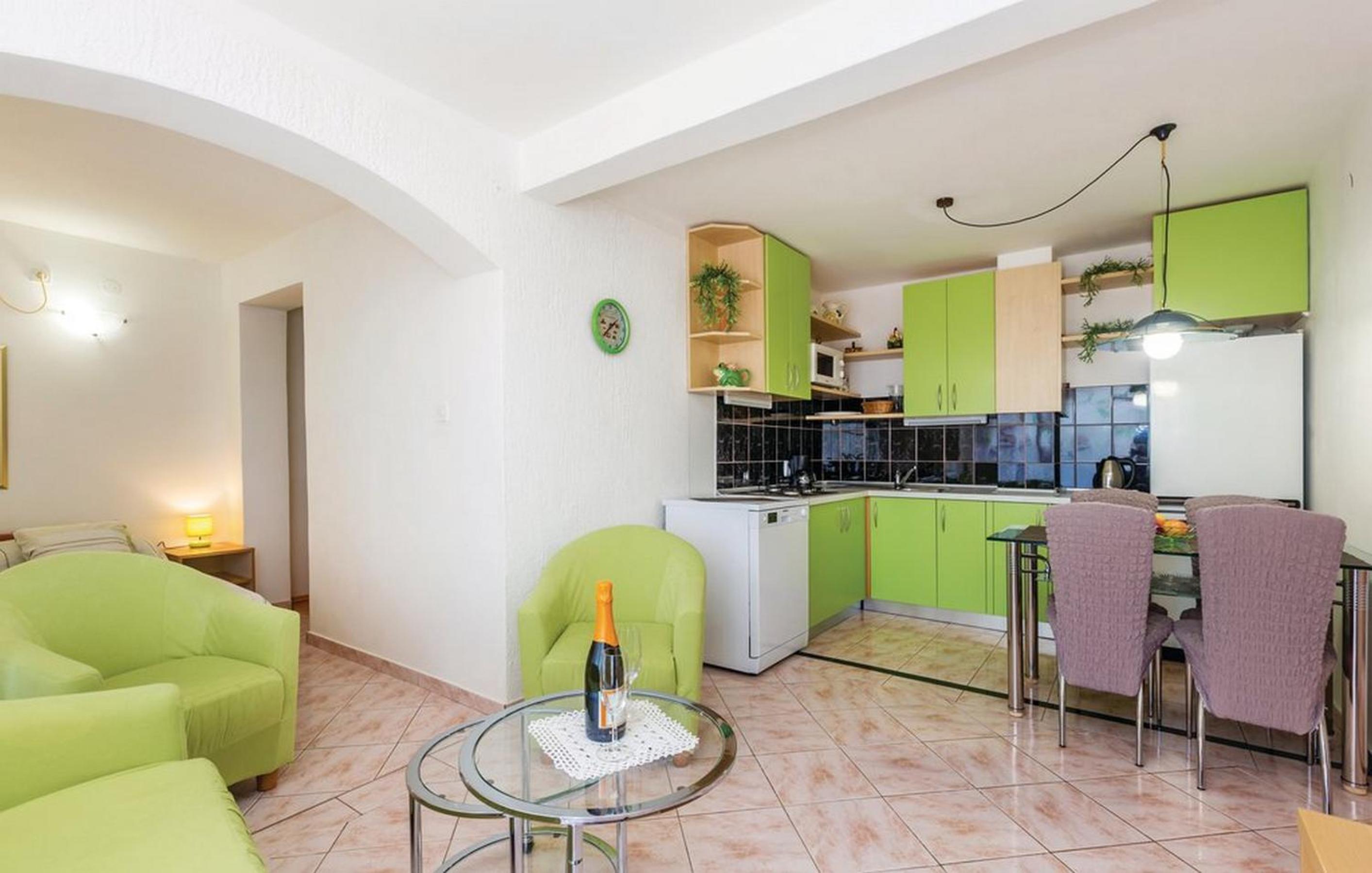 Studio Apartment with Terrace and Sea View - Photo 27