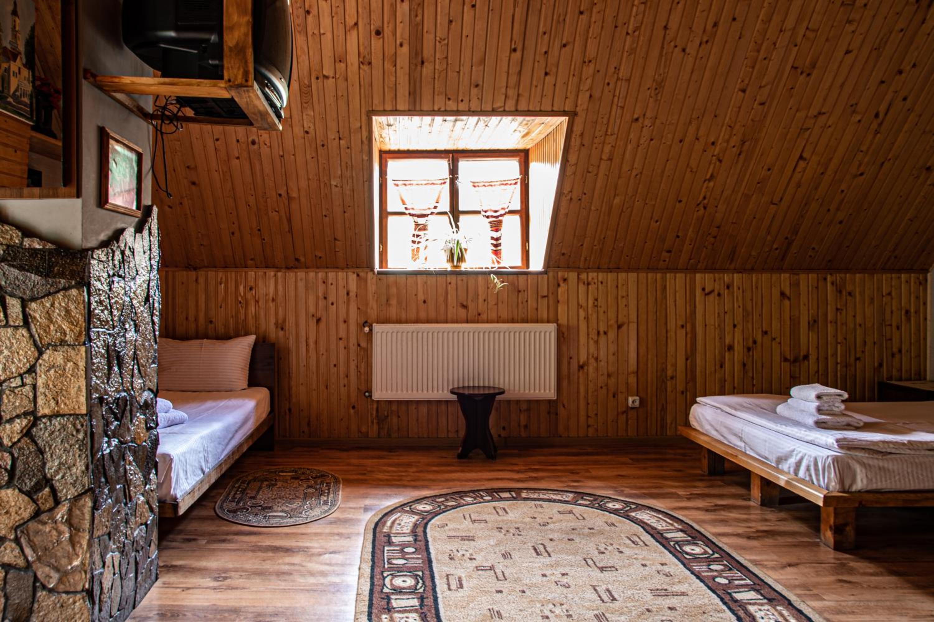 Standard Triple Room photo 2