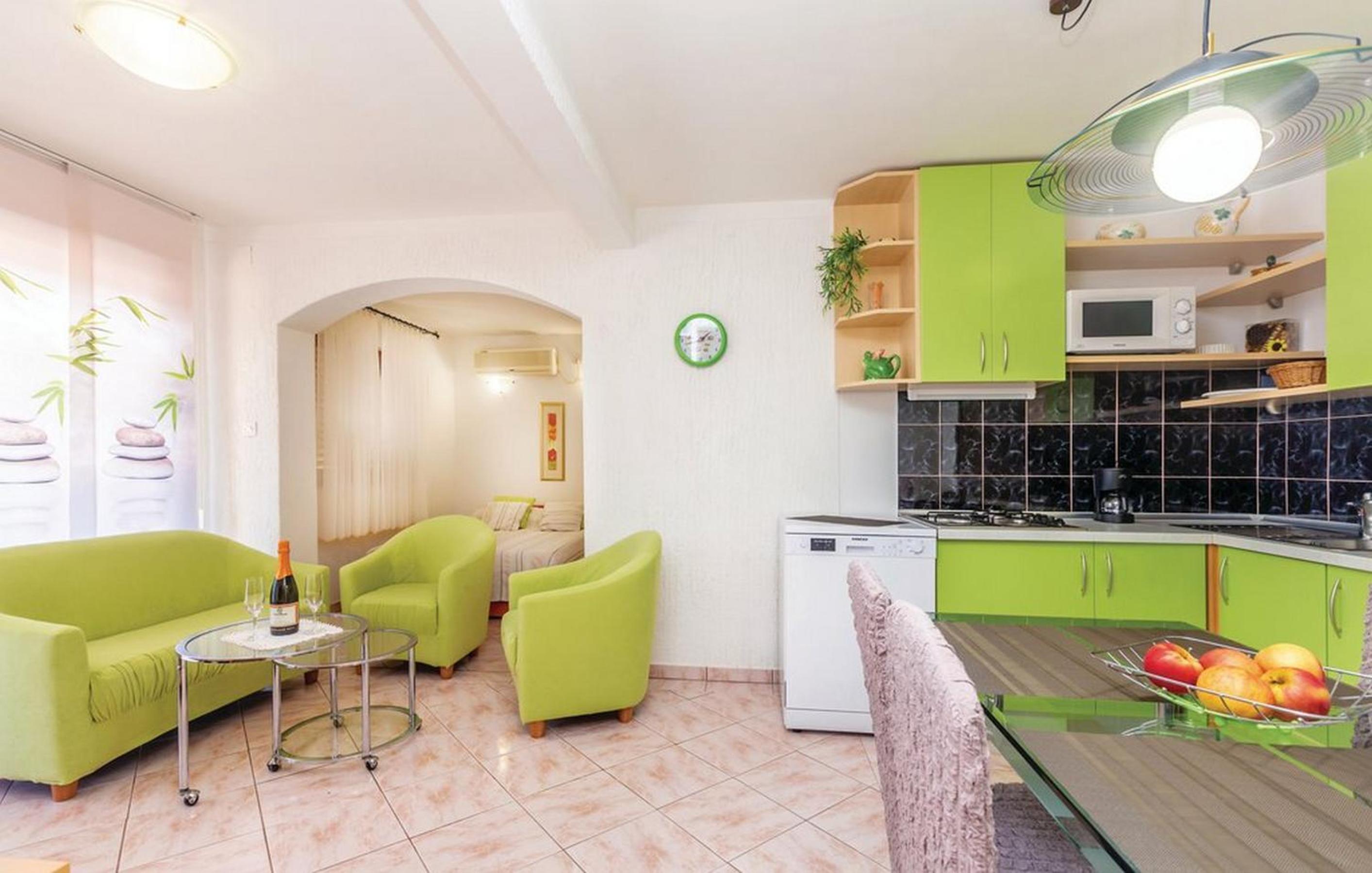Studio Apartment with Terrace and Sea View - Photo 28