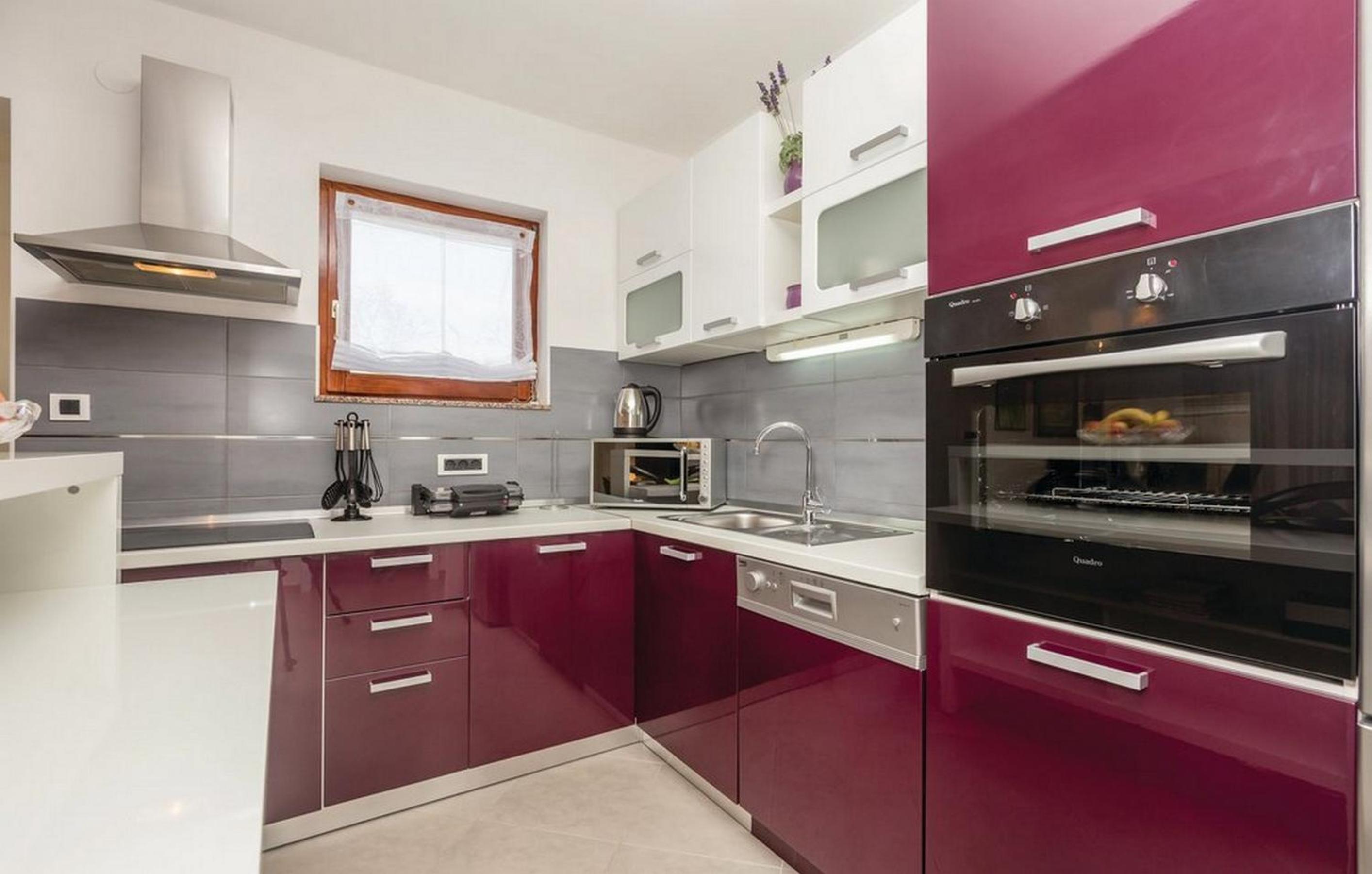 Two Bedroom Apartment with Terrace and Sea View - Photo 29